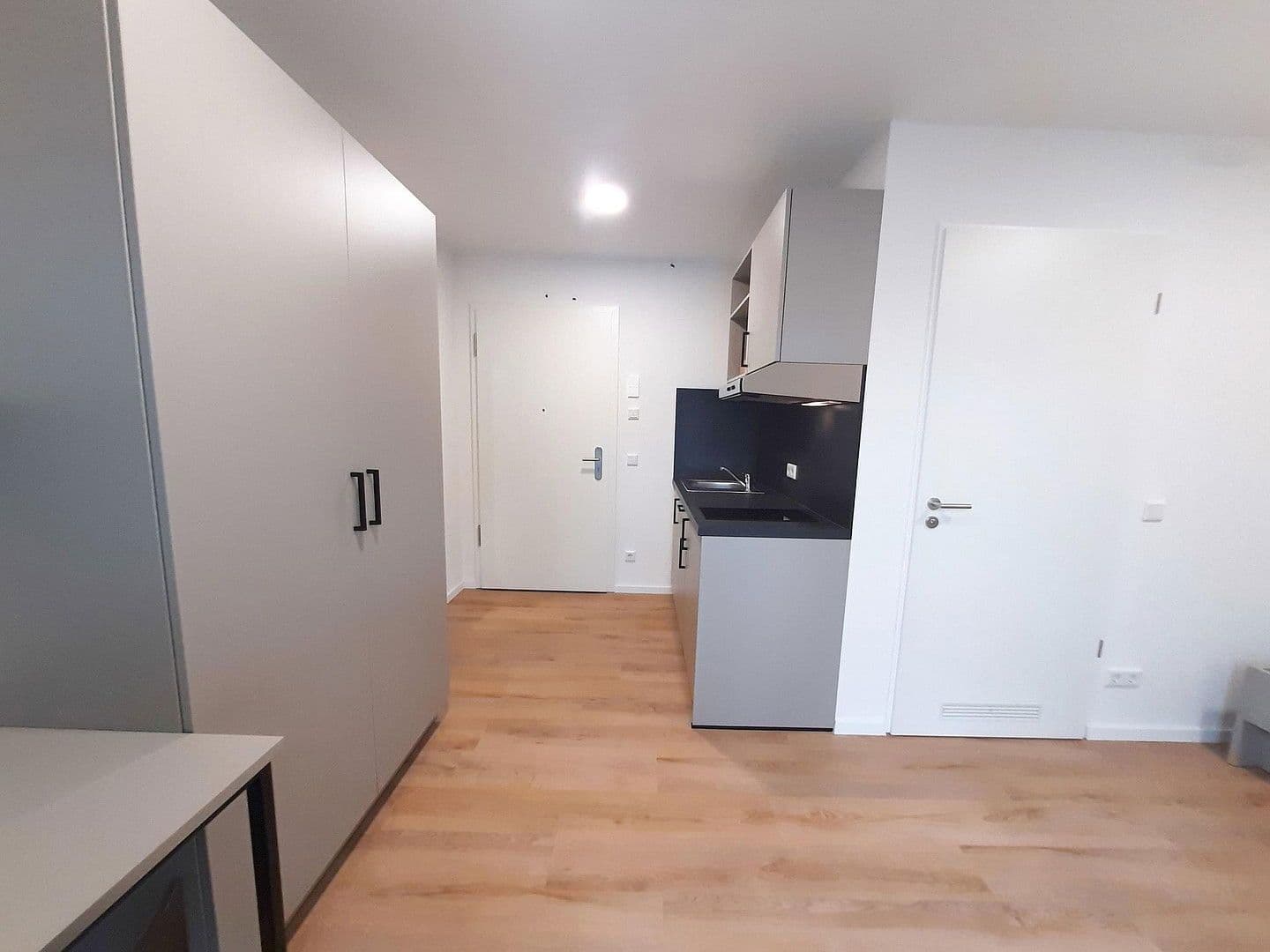 Pronájem bytu 1+1 19 m², Erlangen, Bavorsko Pronájem bytu 1+1 19 m², Erlangen, Bavorsko