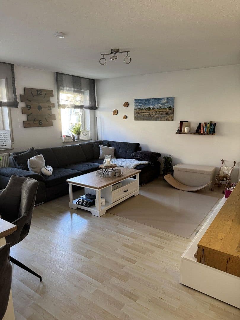 Prodej bytu 3+1 74 m², Erdmannhausen, Bádensko-Württembersko Prodej bytu 3+1 74 m², Erdmannhausen, Bádensko-Württembersko