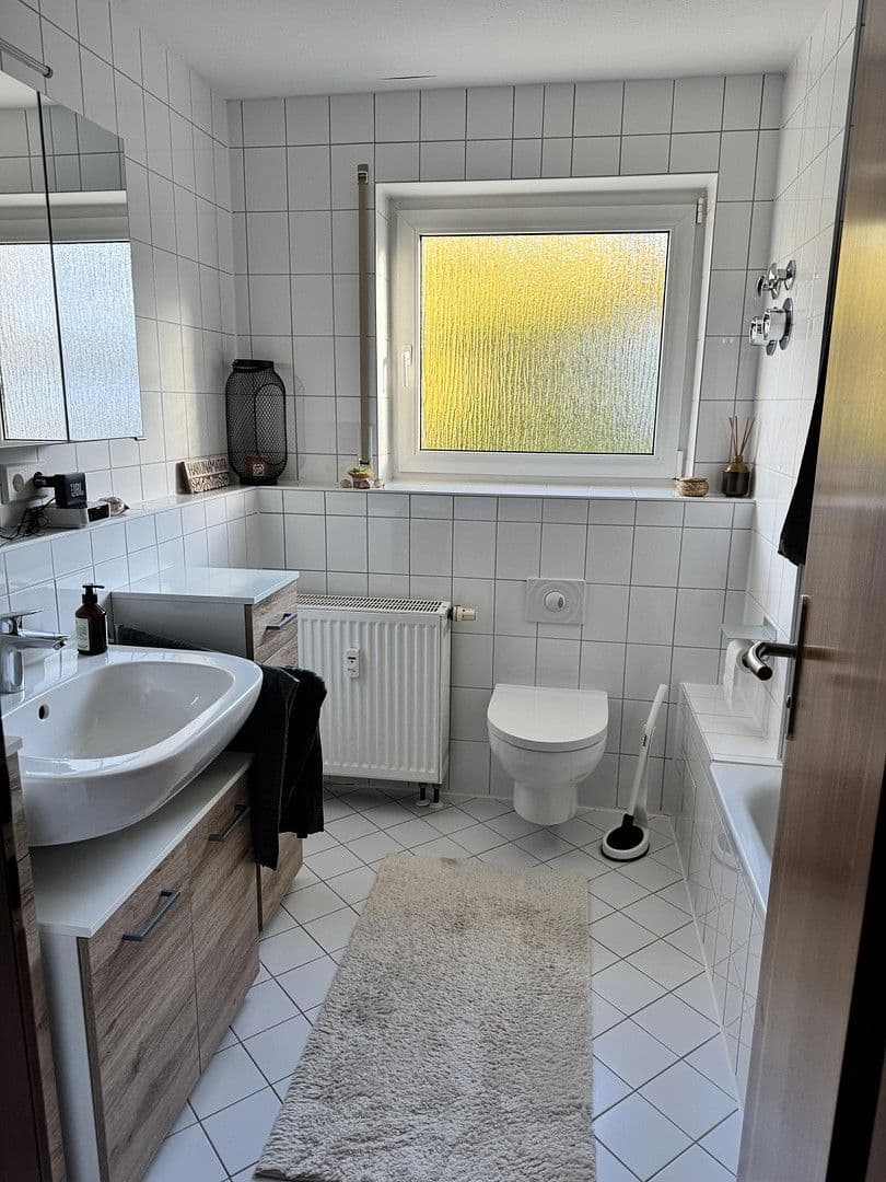 Prodej bytu 3+1 74 m², Erdmannhausen, Bádensko-Württembersko Prodej bytu 3+1 74 m², Erdmannhausen, Bádensko-Württembersko