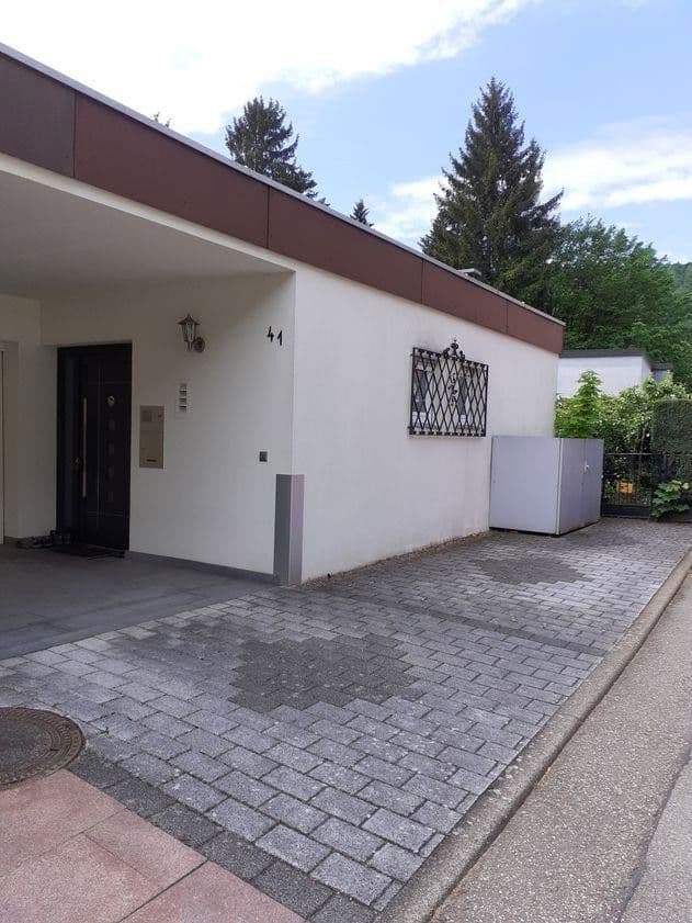 Prodej domu 104 m², pozemek 480 m², Bad Herrenalb, Bádensko-Württembersko Prodej domu 104 m², pozemek 480 m², Bad Herrenalb, Bádensko-Württembersko
