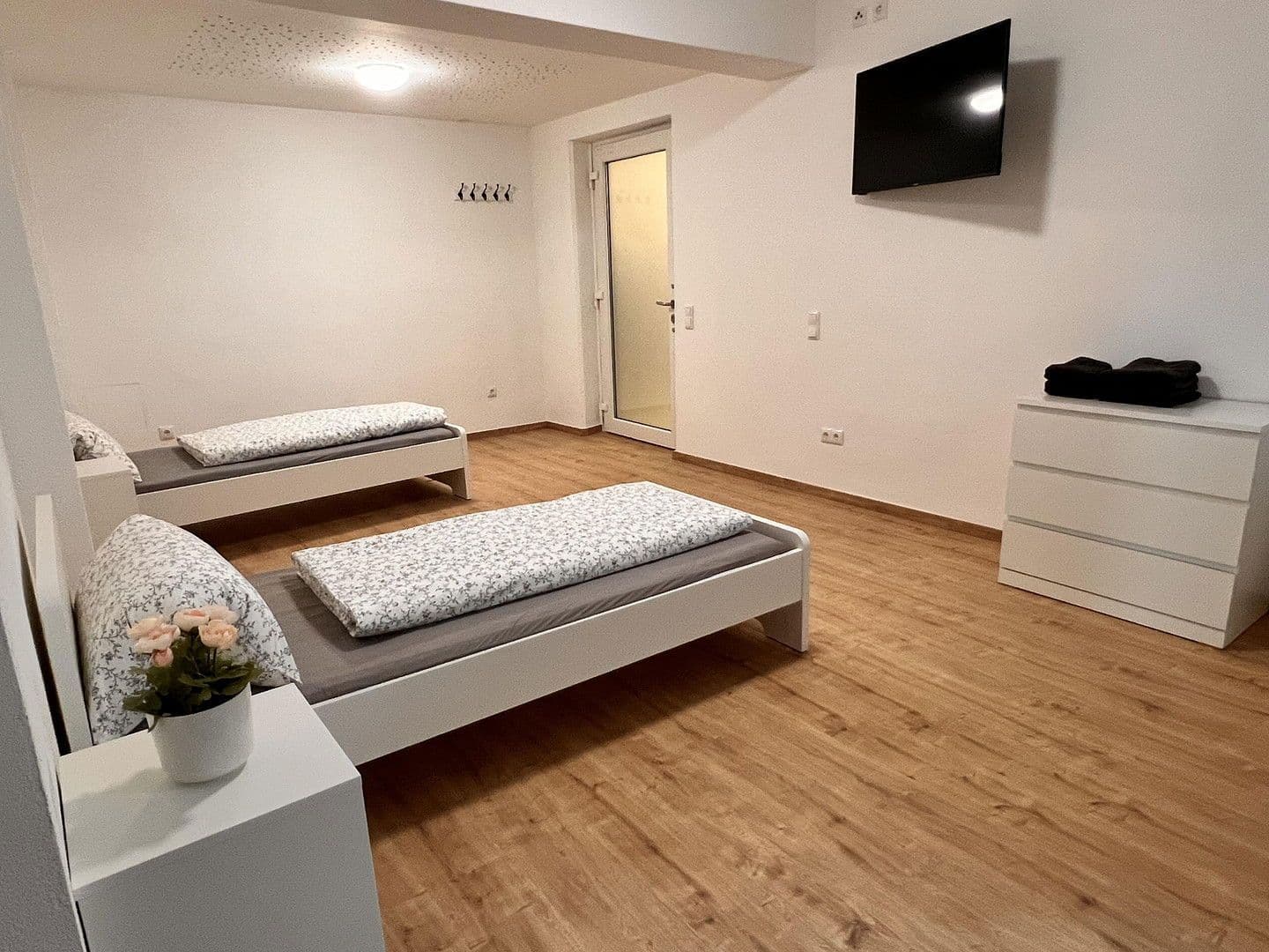 Pronájem bytu 3+1 77 m², Ihringshäuser Straße 12, Kassel, Hessen Pronájem bytu 3+1 77 m², Ihringshäuser Straße 12, Kassel, Hessen