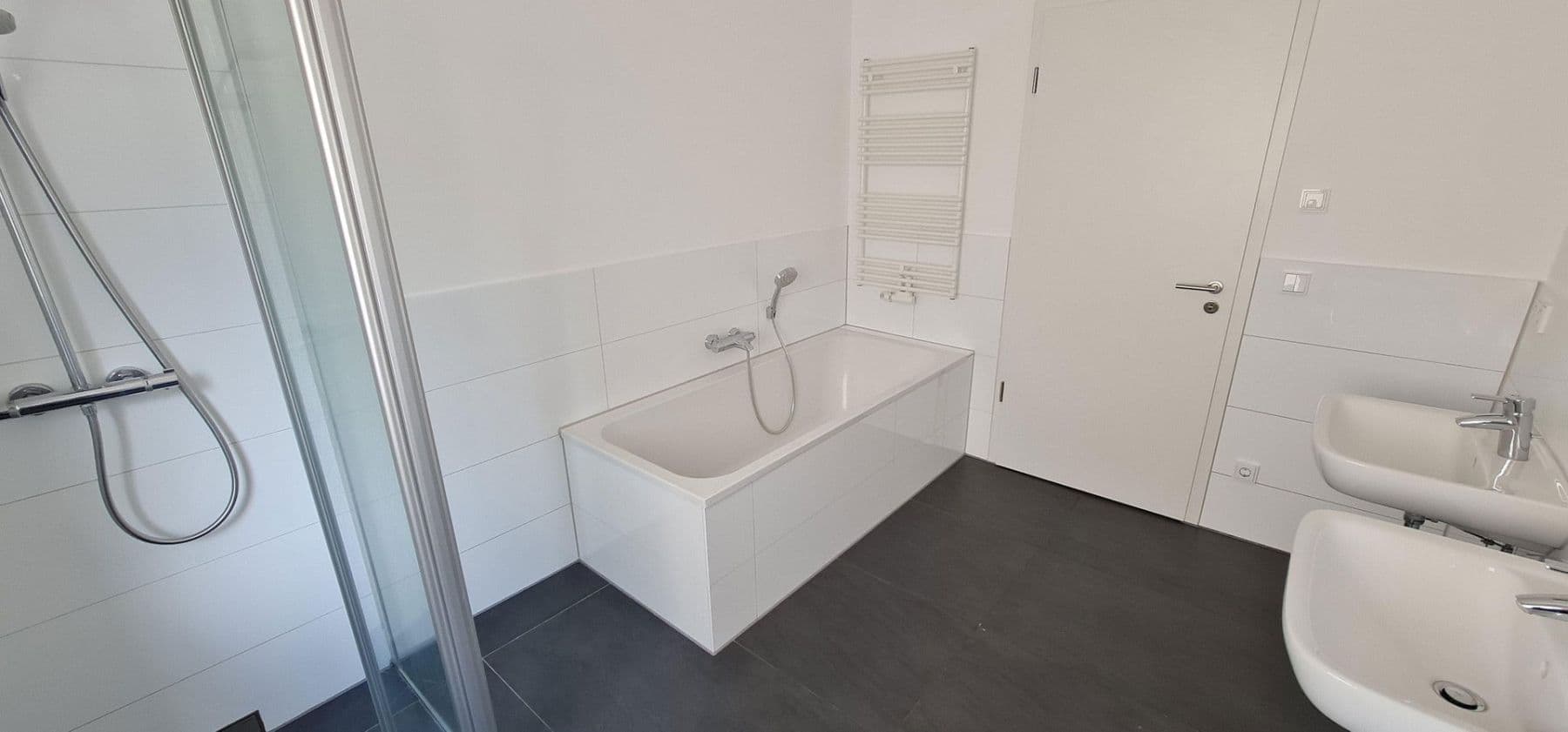 Pronájem bytu 2+1 73 m², Am Gutspark 2, Berlin, Berlín Pronájem bytu 2+1 73 m², Am Gutspark 2, Berlin, Berlín