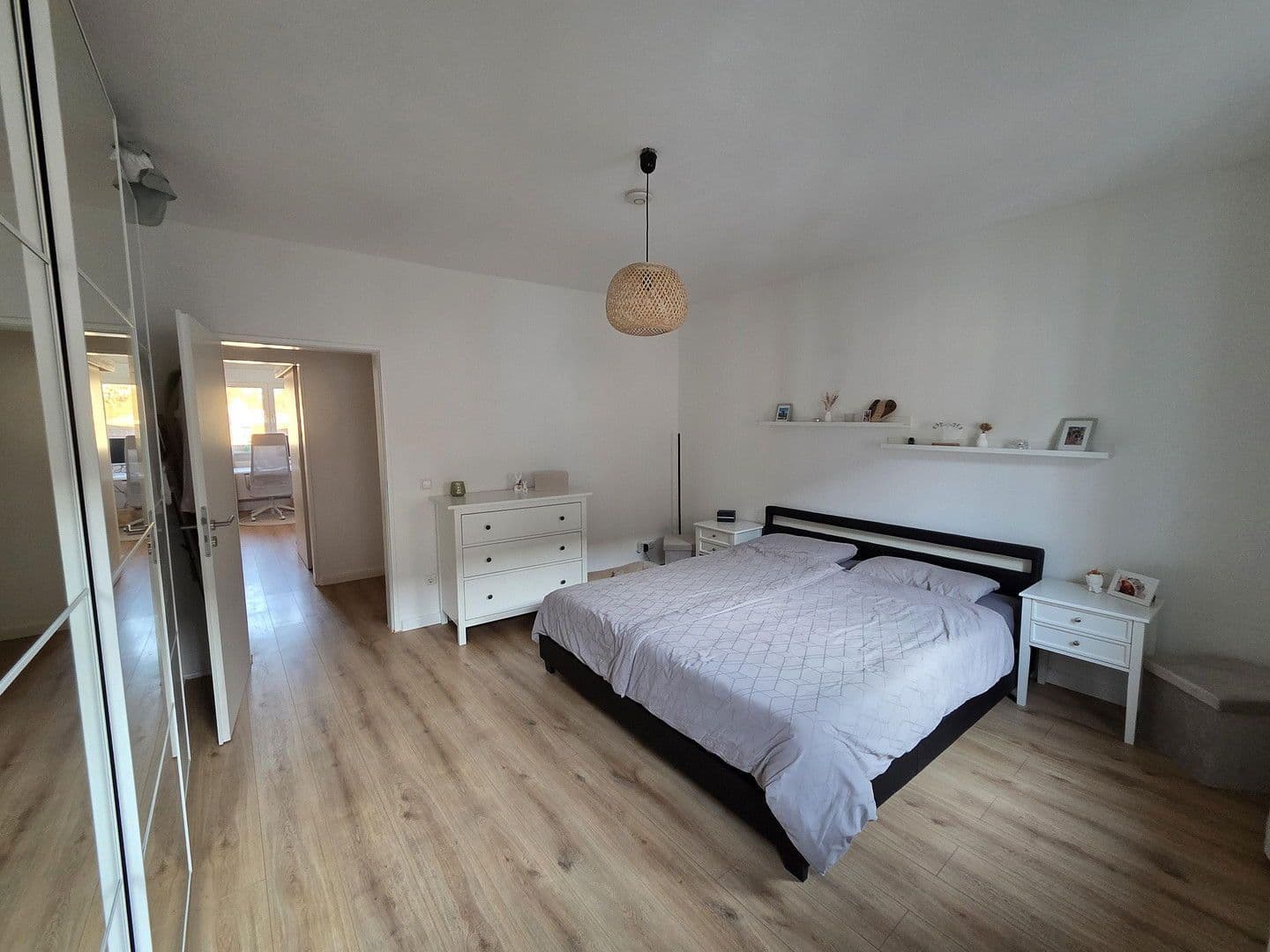 Prodej bytu 4+1 86 m², Ganghoferstraße 4, Pforzheim, Bádensko-Württembersko Prodej bytu 4+1 86 m², Ganghoferstraße 4, Pforzheim, Bádensko-Württembersko