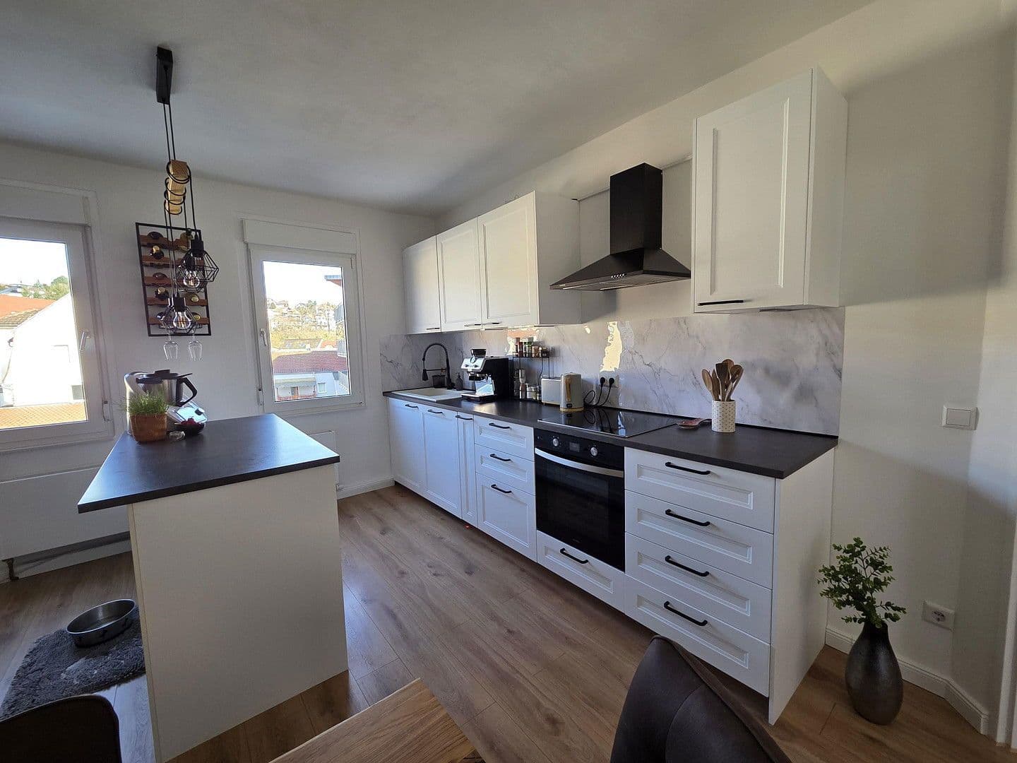 Prodej bytu 4+1 86 m², Ganghoferstraße 4, Pforzheim, Bádensko-Württembersko Prodej bytu 4+1 86 m², Ganghoferstraße 4, Pforzheim, Bádensko-Württembersko