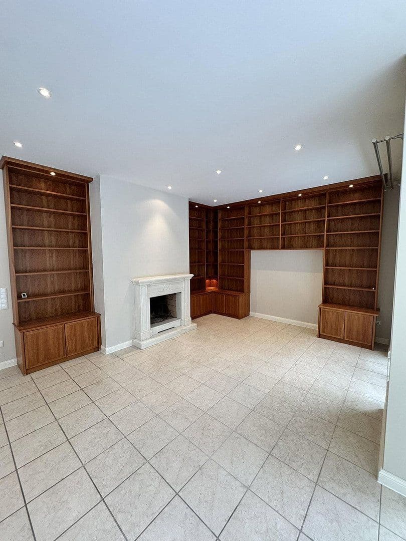 Pronájem domu 198 m², pozemek 1.068 m², Hamburg, Hamburg Pronájem domu 198 m², pozemek 1.068 m², Hamburg, Hamburg