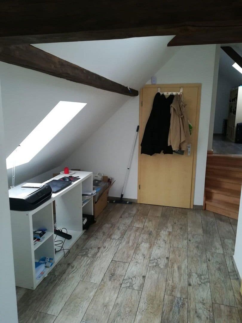 Pronájem bytu 2+1 60 m², Tiefenweg 30, Fernwald, Hessen Pronájem bytu 2+1 60 m², Tiefenweg 30, Fernwald, Hessen