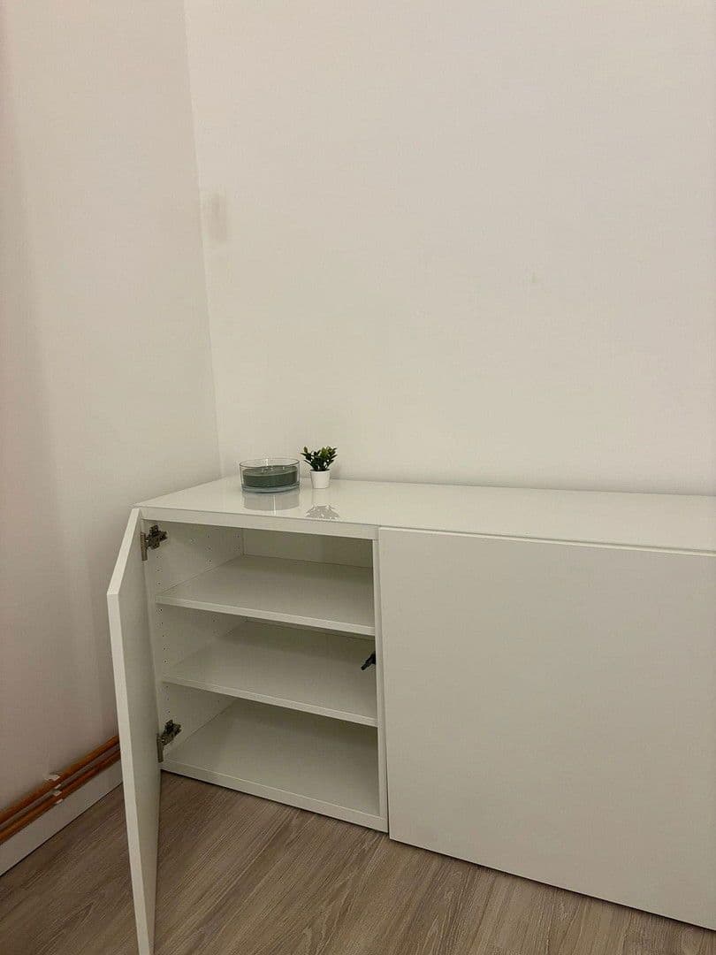 Pronájem bytu 1+1 40 m², Erasmusstraße 2, Berlin, Berlín Pronájem bytu 1+1 40 m², Erasmusstraße 2, Berlin, Berlín