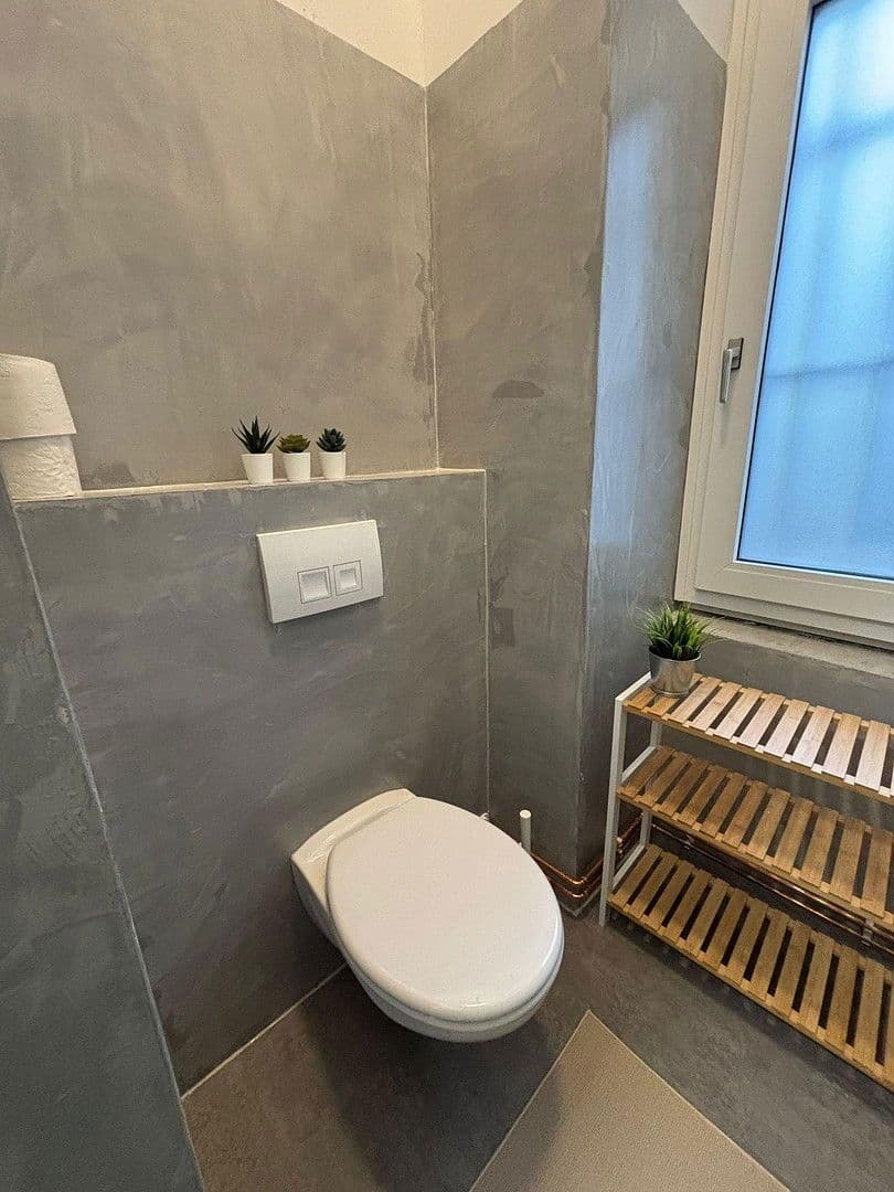 Pronájem bytu 1+1 40 m², Erasmusstraße 2, Berlin, Berlín Pronájem bytu 1+1 40 m², Erasmusstraße 2, Berlin, Berlín