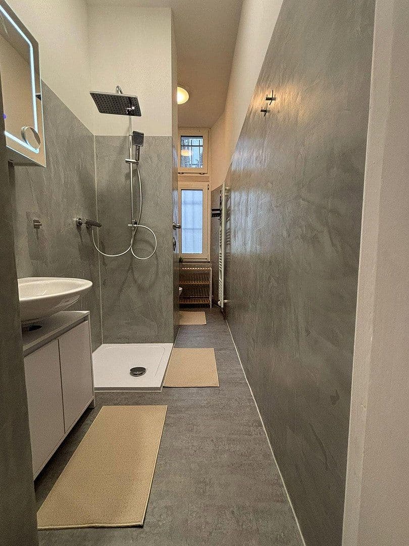 Pronájem bytu 1+1 40 m², Erasmusstraße 2, Berlin, Berlín Pronájem bytu 1+1 40 m², Erasmusstraße 2, Berlin, Berlín