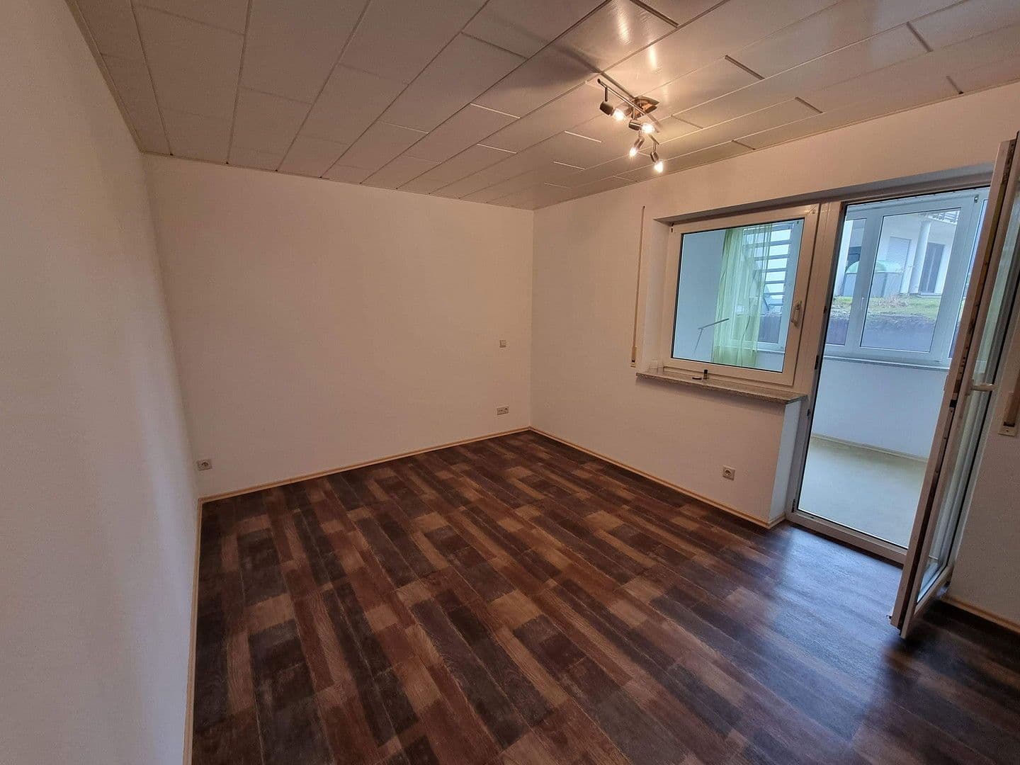 Prodej bytu 2+1 68 m², Bergstr. 18, Burgrieden, Bádensko-Württembersko Prodej bytu 2+1 68 m², Bergstr. 18, Burgrieden, Bádensko-Württembersko
