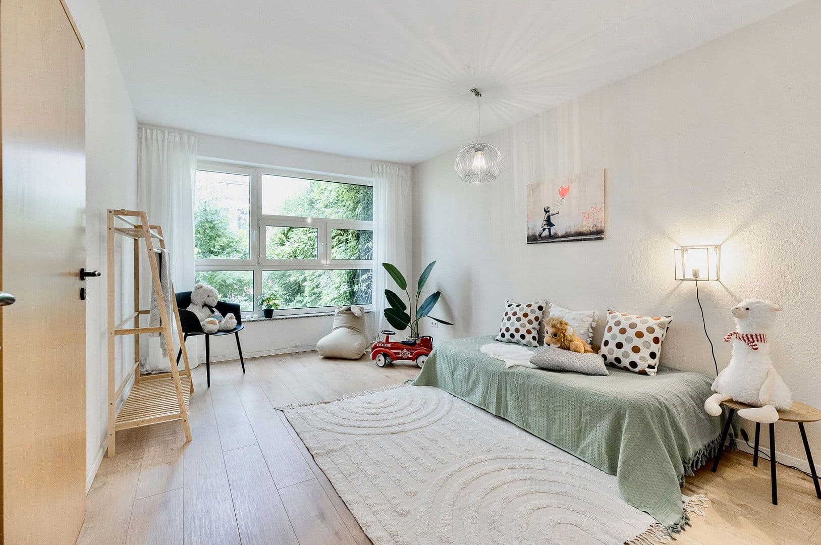 Prodej bytu 4+1 141 m², Offenbach, Hessen Prodej bytu 4+1 141 m², Offenbach, Hessen