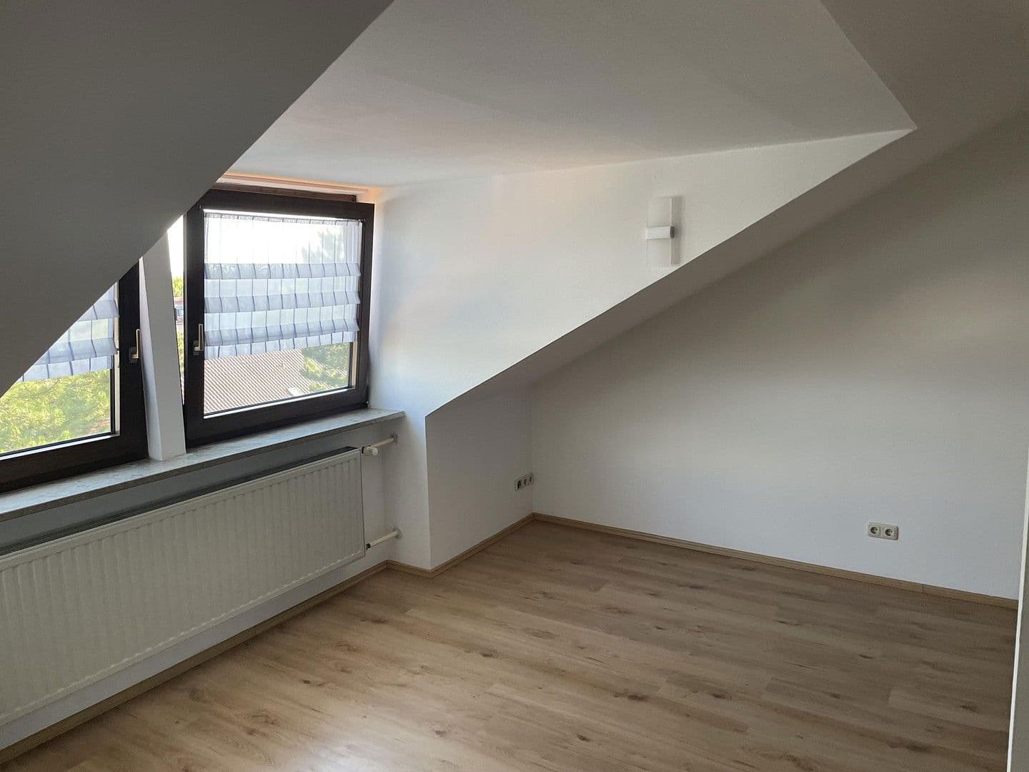 Prodej bytu 2+1 49 m², Feuchtwanger Str. 2, Rothenburg ob der Tauber, Bavorsko Prodej bytu 2+1 49 m², Feuchtwanger Str. 2, Rothenburg ob der Tauber, Bavorsko