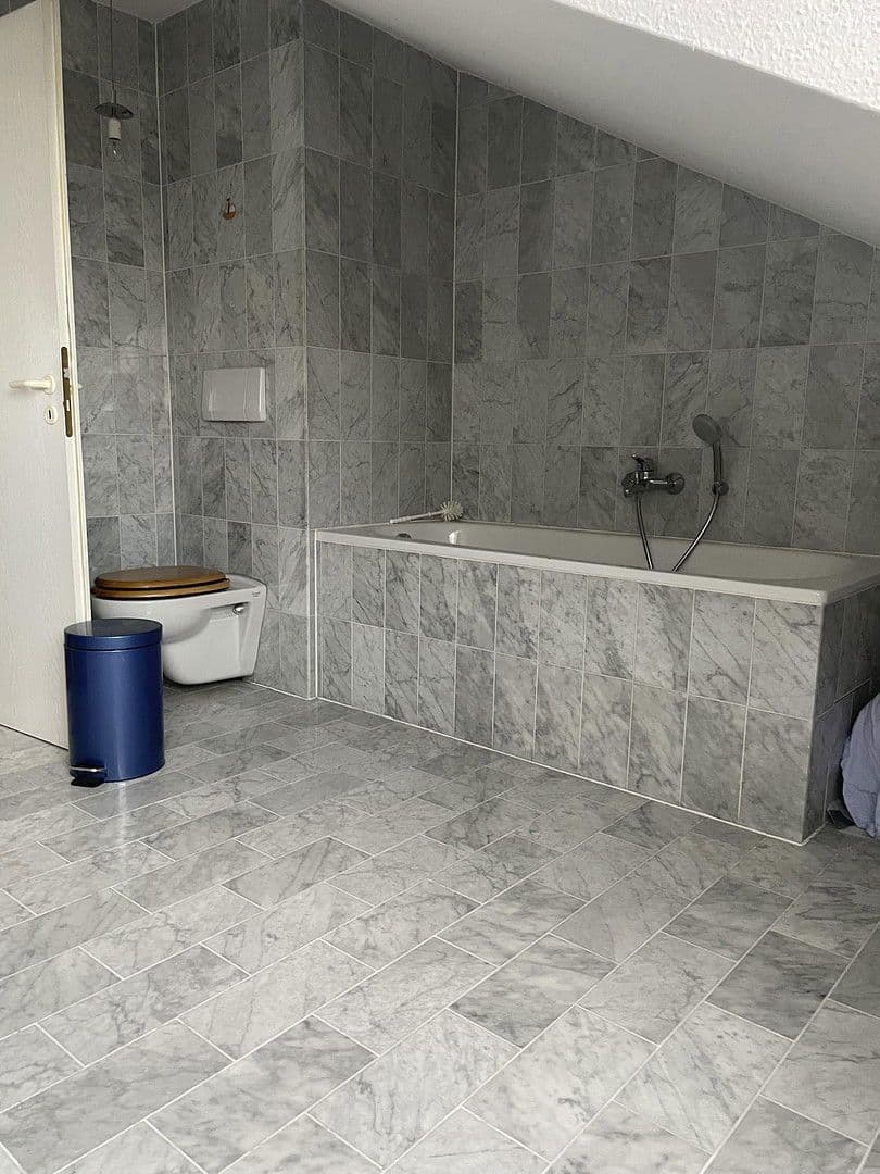 Prodej bytu 2+1 49 m², Feuchtwanger Str. 2, Rothenburg ob der Tauber, Bavorsko Prodej bytu 2+1 49 m², Feuchtwanger Str. 2, Rothenburg ob der Tauber, Bavorsko