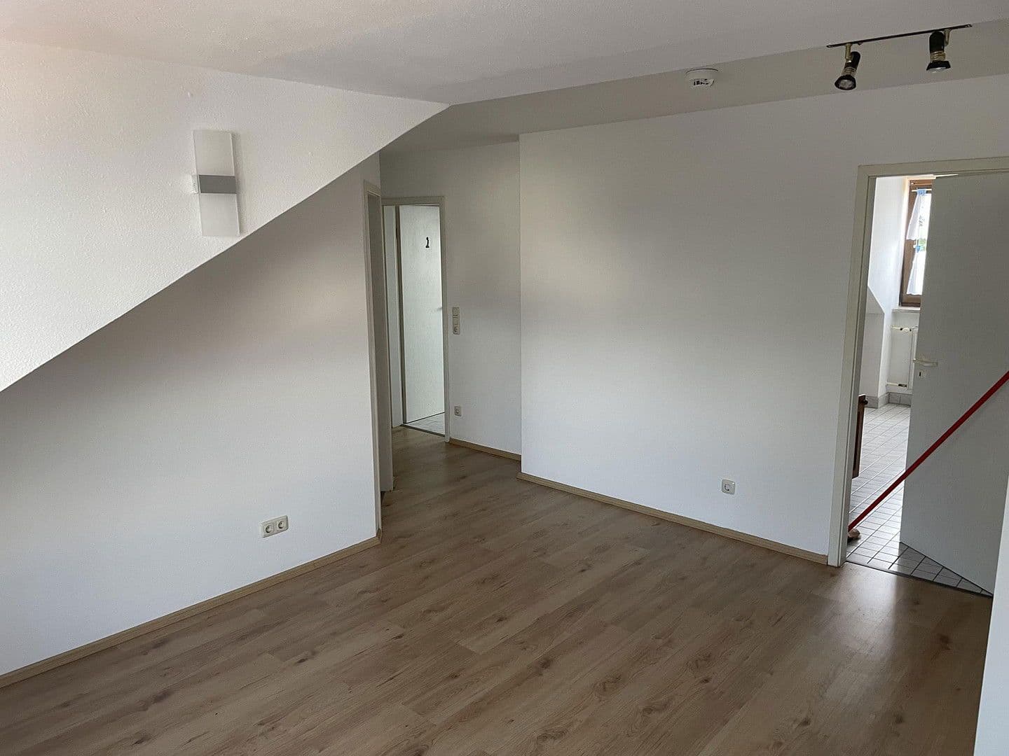 Prodej bytu 2+1 49 m², Feuchtwanger Str. 2, Rothenburg ob der Tauber, Bavorsko Prodej bytu 2+1 49 m², Feuchtwanger Str. 2, Rothenburg ob der Tauber, Bavorsko