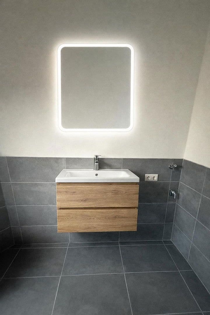 Pronájem bytu 3+1 65 m², Höfener Str. 22, Fürth, Bavorsko Pronájem bytu 3+1 65 m², Höfener Str. 22, Fürth, Bavorsko