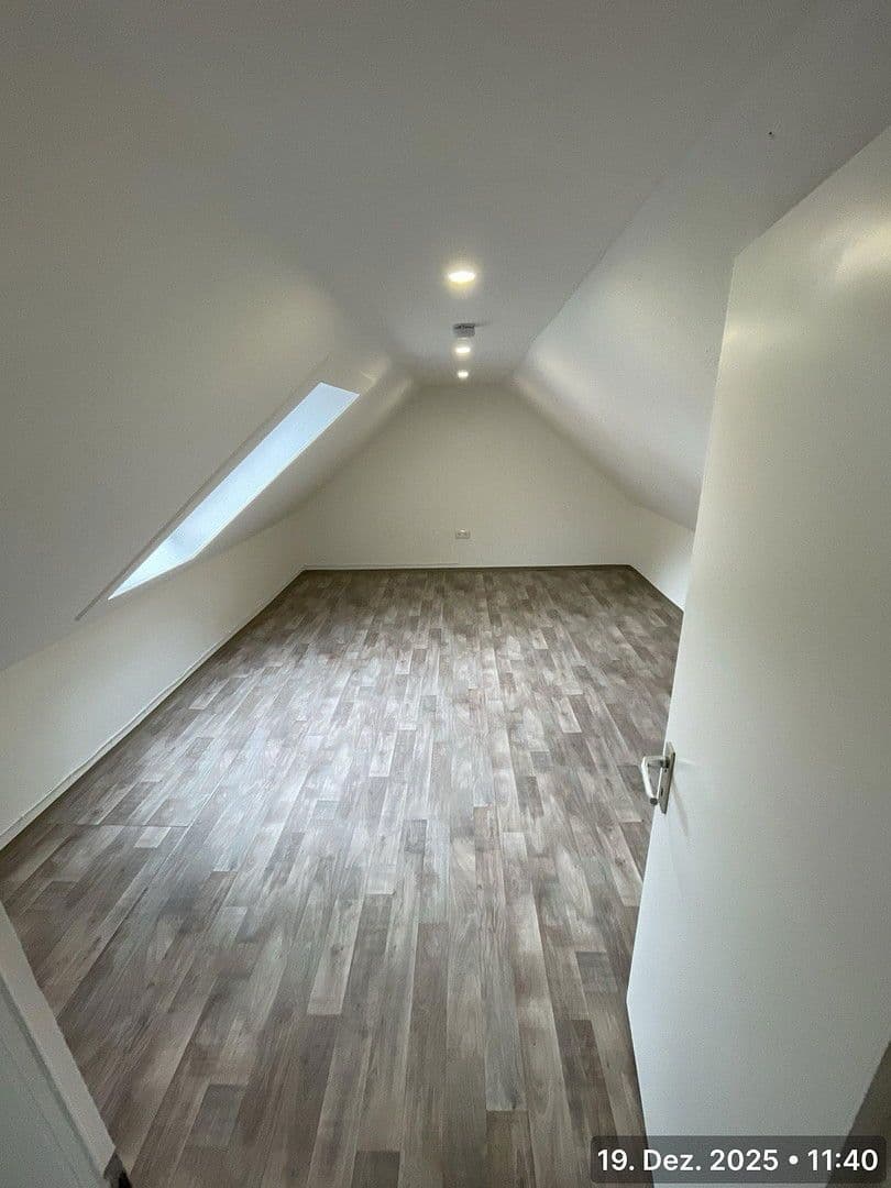 Prodej domu 137 m², pozemek 110 m², Bahnhofstraße 17a, Uffenheim, Bavorsko Prodej domu 137 m², pozemek 110 m², Bahnhofstraße 17a, Uffenheim, Bavorsko