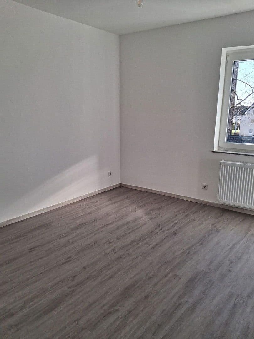 Pronájem bytu 3+1 68 m², Neustadtstraße 3, Leverkusen, Severní Porýní-Vestfálsko Pronájem bytu 3+1 68 m², Neustadtstraße 3, Leverkusen, Severní Porýní-Vestfálsko