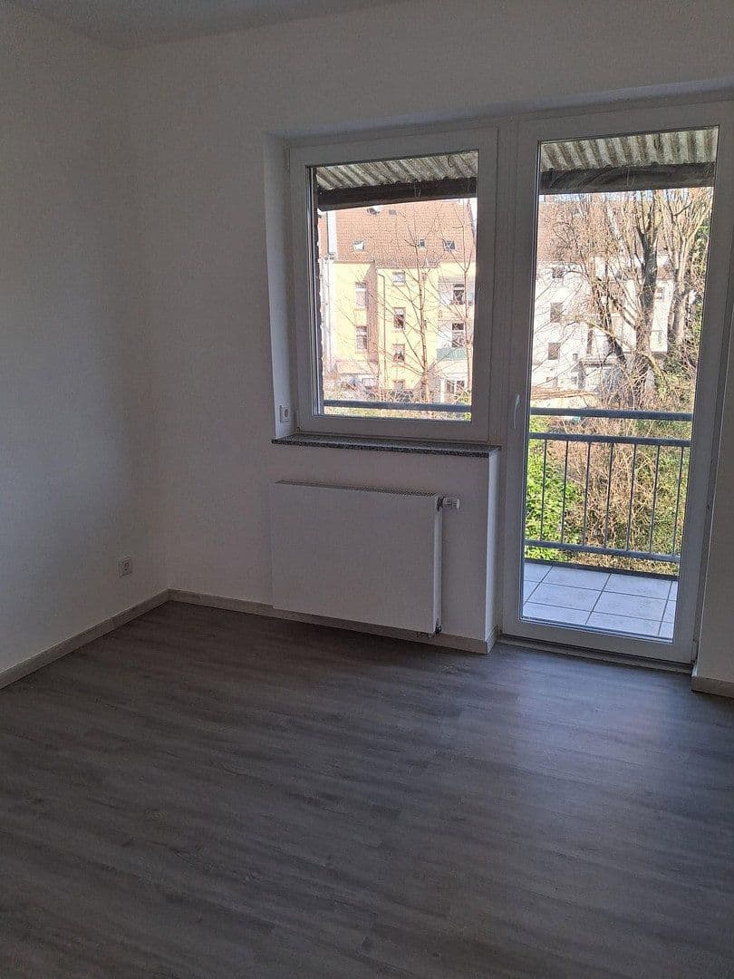 Pronájem bytu 3+1 68 m², Neustadtstraße 3, Leverkusen, Severní Porýní-Vestfálsko Pronájem bytu 3+1 68 m², Neustadtstraße 3, Leverkusen, Severní Porýní-Vestfálsko