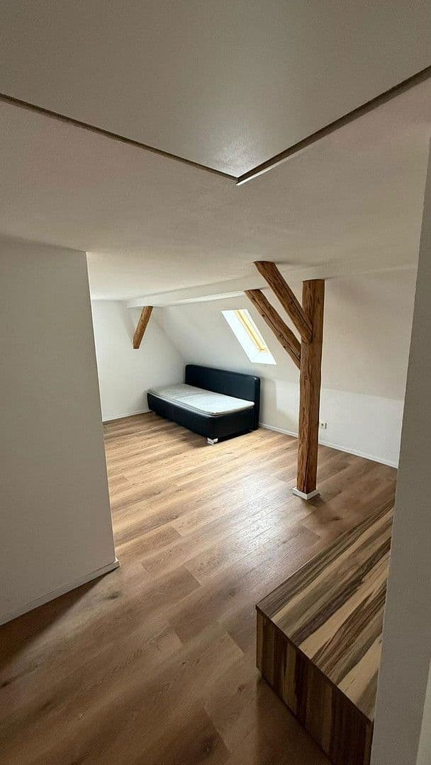 Prodej domu 165 m², pozemek 1.030 m², Uffenheim, Bavorsko Prodej domu 165 m², pozemek 1.030 m², Uffenheim, Bavorsko