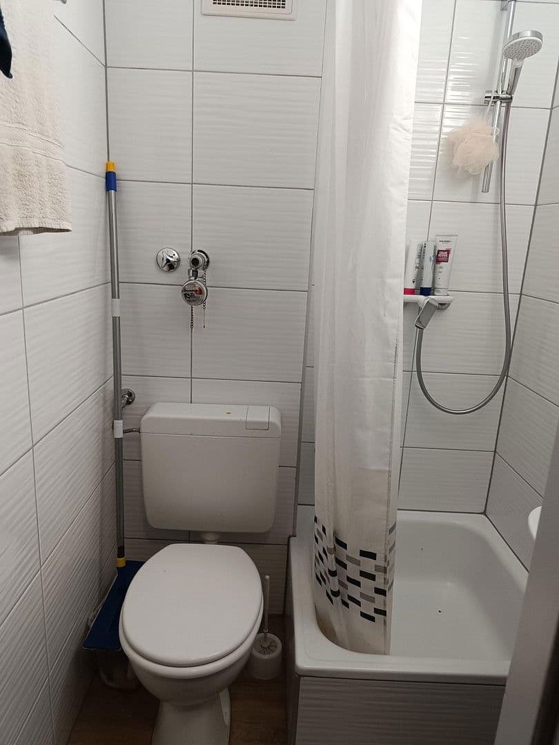 Pronájem bytu 1+1 18 m², Mittelstraße 3E, Göttingen, Dolní Sasko Pronájem bytu 1+1 18 m², Mittelstraße 3E, Göttingen, Dolní Sasko