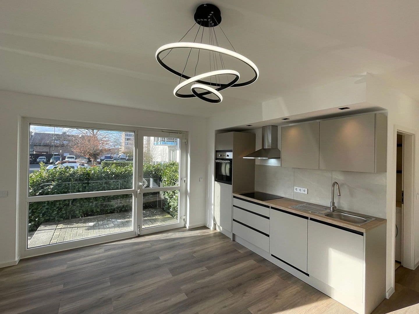 Pronájem bytu 2+1 56 m², Taunusstraße 7, Kerpen, Severní Porýní-Vestfálsko Pronájem bytu 2+1 56 m², Taunusstraße 7, Kerpen, Severní Porýní-Vestfálsko