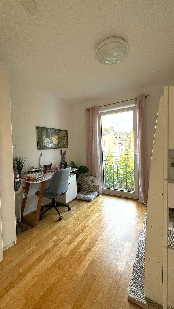 Prodej bytu 4+1 100 m², Rödelheimer Bahnweg 24, Frankfurt am Main, Hessen Prodej bytu 4+1 100 m², Rödelheimer Bahnweg 24, Frankfurt am Main, Hessen