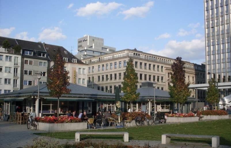 Prodej bytu 4+1 122 m², Florastraße, Düsseldorf, Severní Porýní-Vestfálsko Prodej bytu 4+1 122 m², Florastraße, Düsseldorf, Severní Porýní-Vestfálsko