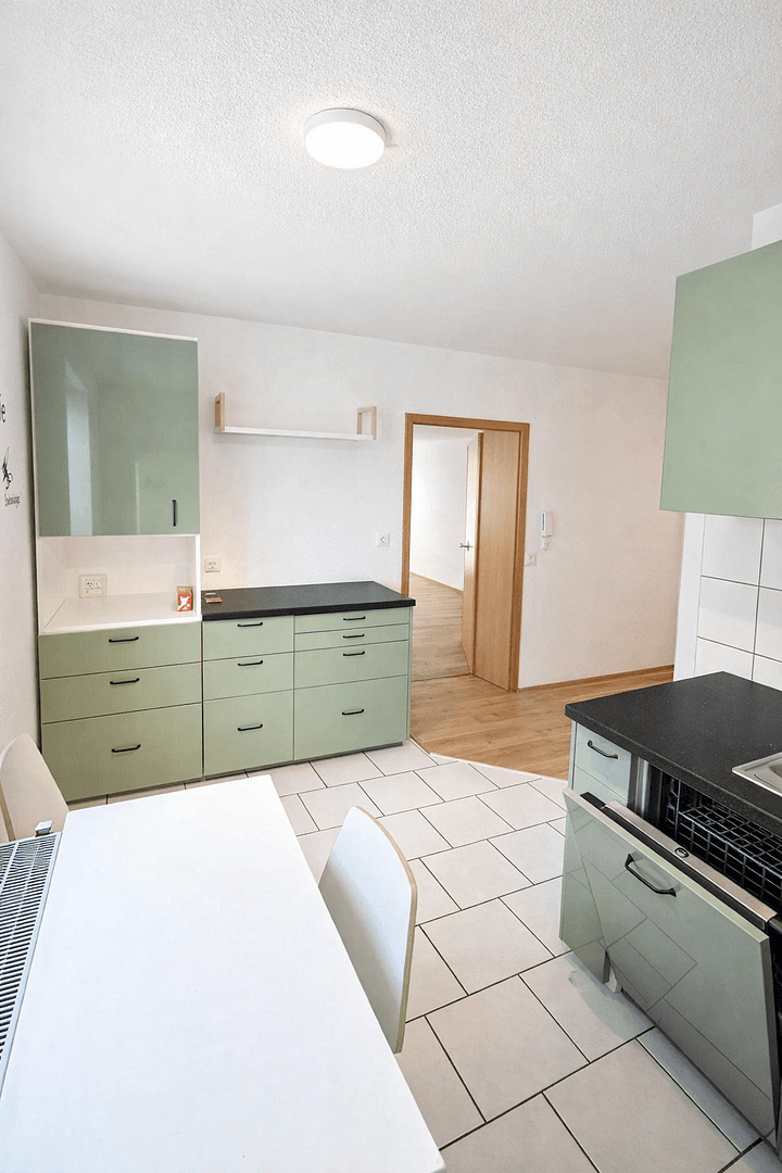 Prodej bytu 3+1 90 m², Heuholzerstrasse 11, Pfedelbach, Bádensko-Württembersko Prodej bytu 3+1 90 m², Heuholzerstrasse 11, Pfedelbach, Bádensko-Württembersko