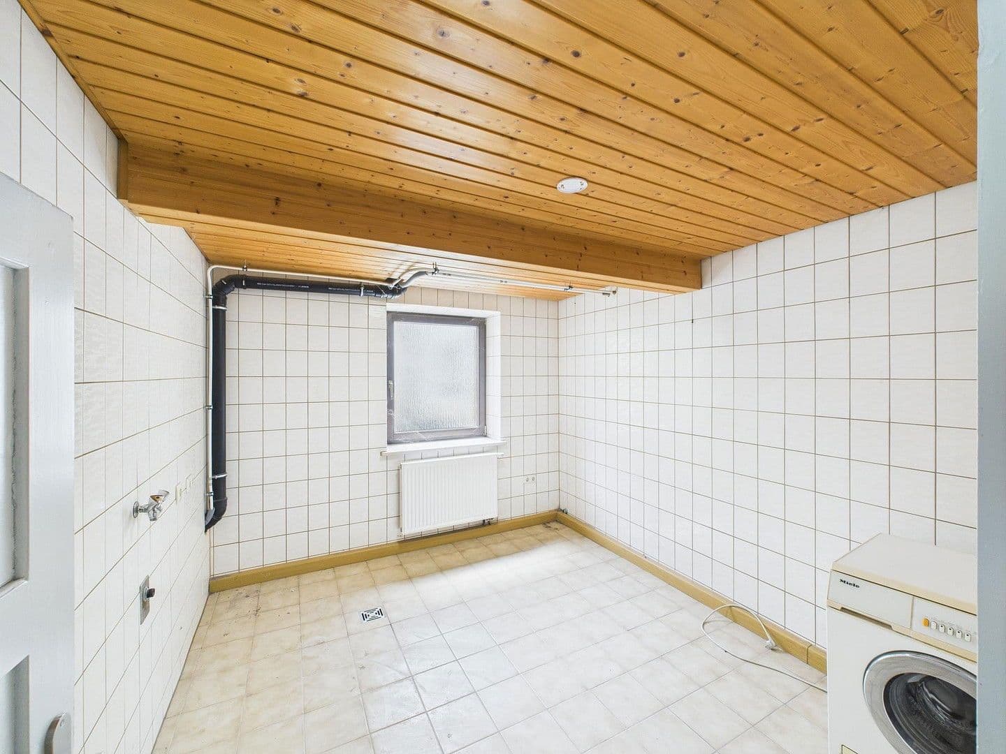 Pronájem domu 280 m², pozemek 200 m², Marktplatz 17, Baunach, Bavorsko Pronájem domu 280 m², pozemek 200 m², Marktplatz 17, Baunach, Bavorsko