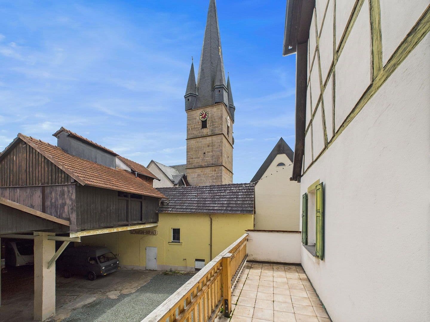 Pronájem domu 280 m², pozemek 200 m², Marktplatz 17, Baunach, Bavorsko Pronájem domu 280 m², pozemek 200 m², Marktplatz 17, Baunach, Bavorsko