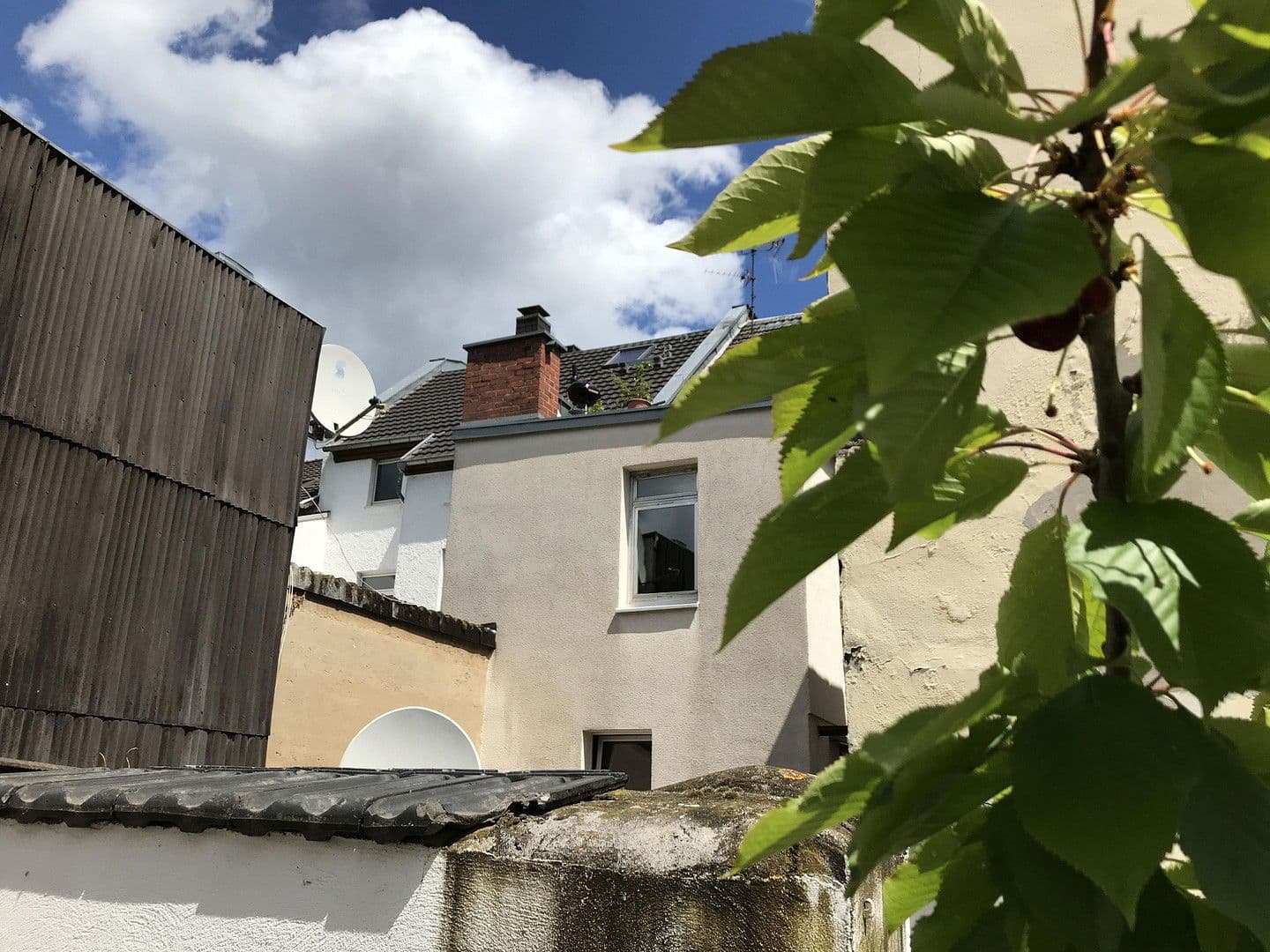 Pronájem bytu 2+1 55 m², Bonner Str. 000, Bonn - Bad Godesberg, Severní Porýní-Vestfálsko Pronájem bytu 2+1 55 m², Bonner Str. 000, Bonn - Bad Godesberg, Severní Porýní-Vestfálsko