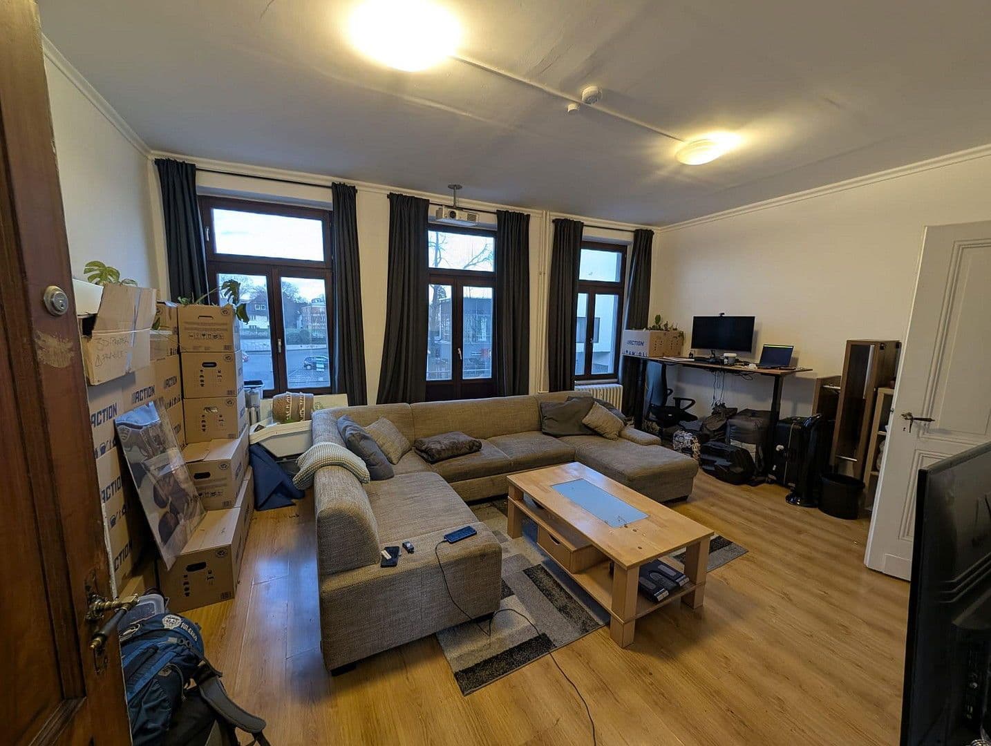 Pronájem bytu 2+1 55 m², Bonner Str. 000, Bonn - Bad Godesberg, Severní Porýní-Vestfálsko Pronájem bytu 2+1 55 m², Bonner Str. 000, Bonn - Bad Godesberg, Severní Porýní-Vestfálsko