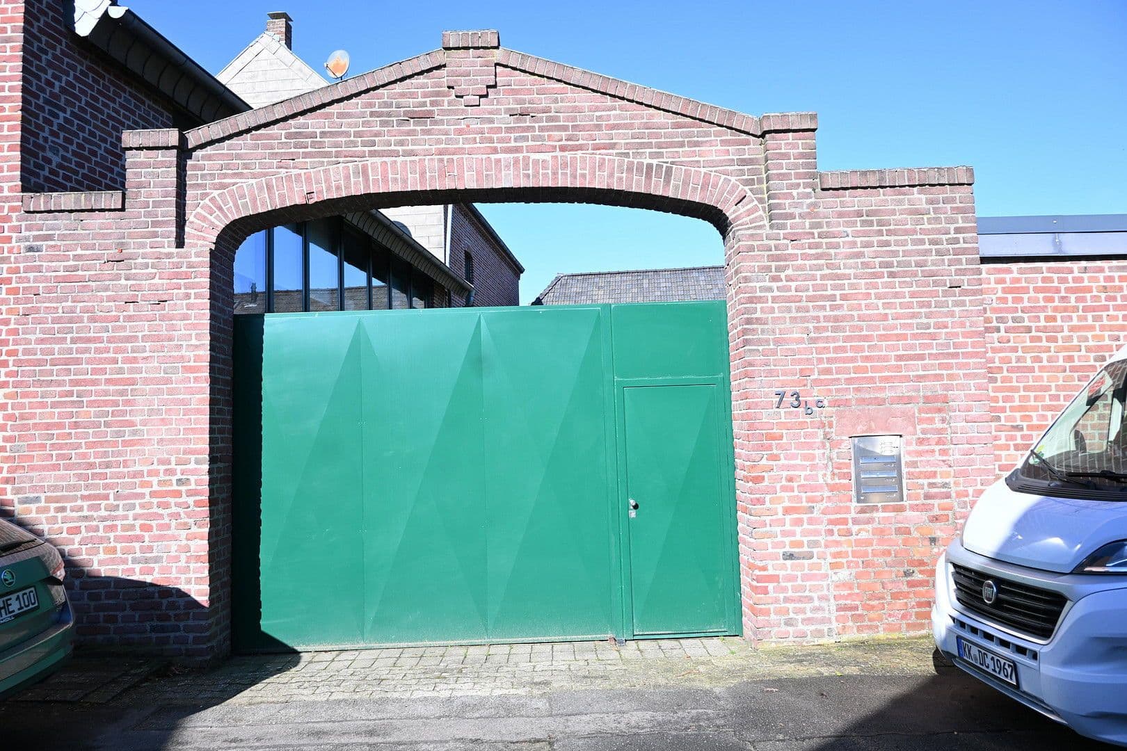 Prodej domu 746 m², pozemek 1.284 m², Kölner Straße 73b, Nettetal, Severní Porýní-Vestfálsko Prodej domu 746 m², pozemek 1.284 m², Kölner Straße 73b, Nettetal, Severní Porýní-Vestfálsko