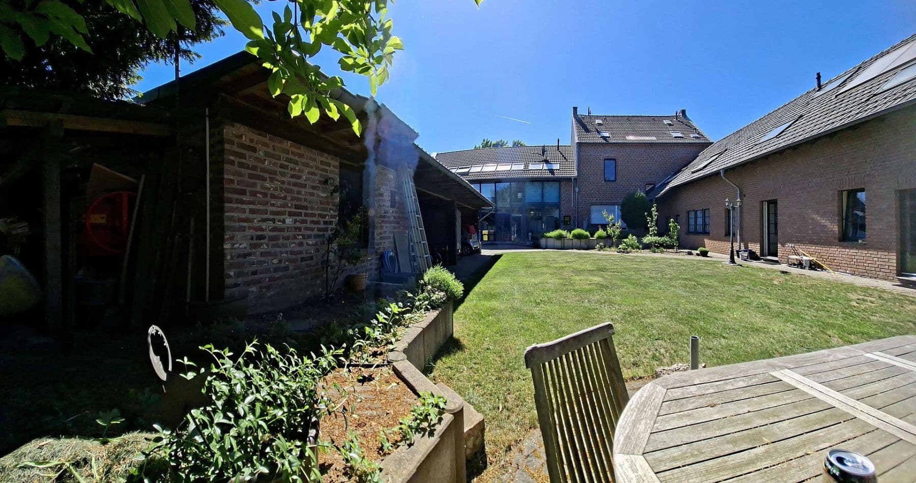 Prodej domu 746 m², pozemek 1.284 m², Kölner Straße 73b, Nettetal, Severní Porýní-Vestfálsko Prodej domu 746 m², pozemek 1.284 m², Kölner Straße 73b, Nettetal, Severní Porýní-Vestfálsko