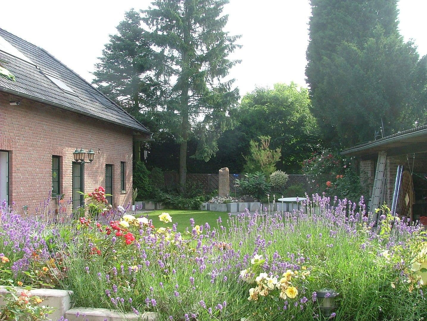 Prodej domu 746 m², pozemek 1.284 m², Kölner Straße 73b, Nettetal, Severní Porýní-Vestfálsko Prodej domu 746 m², pozemek 1.284 m², Kölner Straße 73b, Nettetal, Severní Porýní-Vestfálsko