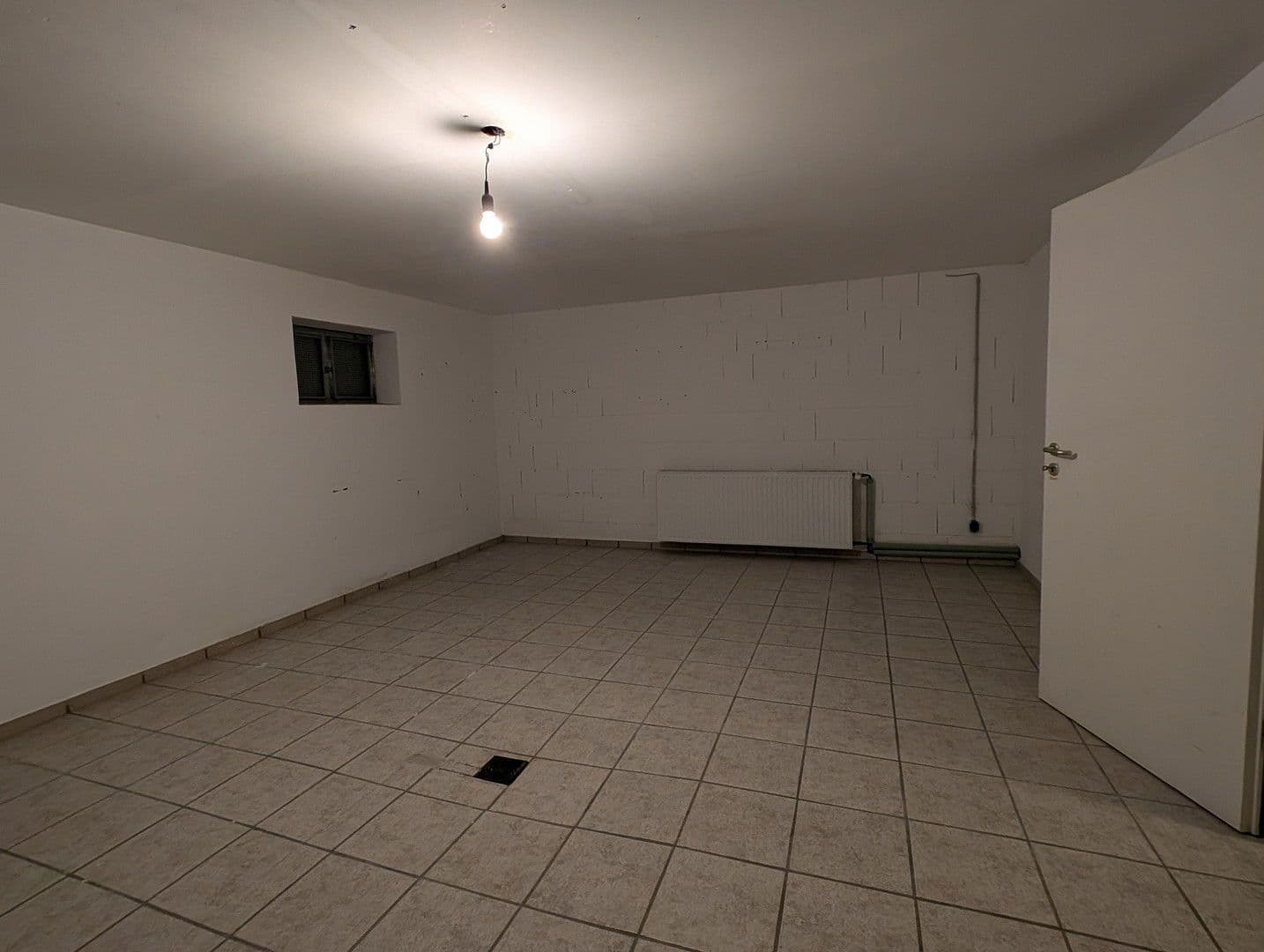 Pronájem domu 151 m², pozemek 344 m², Erftstadt, Severní Porýní-Vestfálsko Pronájem domu 151 m², pozemek 344 m², Erftstadt, Severní Porýní-Vestfálsko