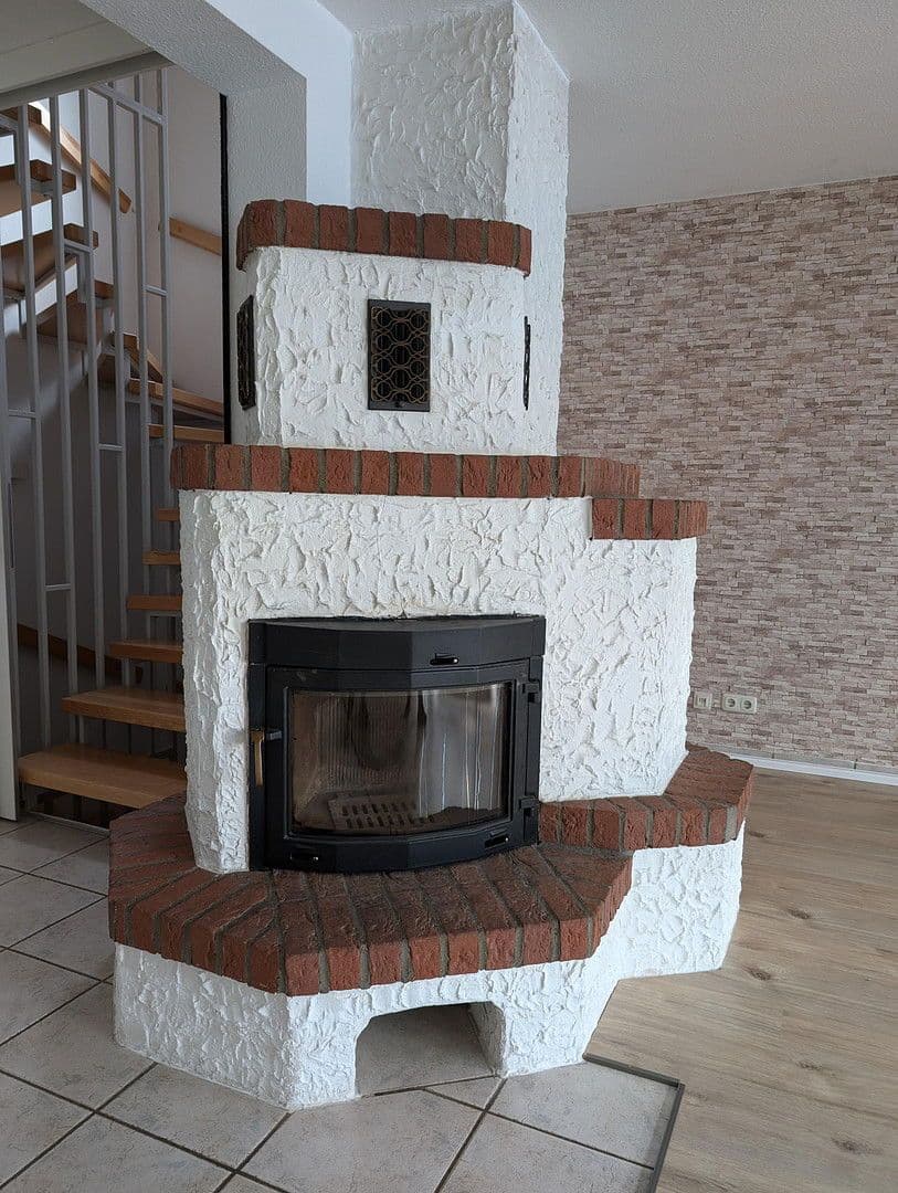 Pronájem domu 151 m², pozemek 344 m², Erftstadt, Severní Porýní-Vestfálsko Pronájem domu 151 m², pozemek 344 m², Erftstadt, Severní Porýní-Vestfálsko