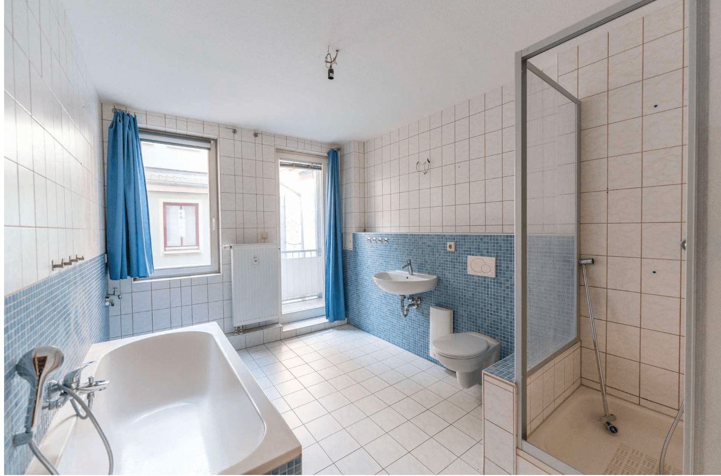 Pronájem bytu 4+1 114 m², Saalstraße 5, Jena, Durynsko Pronájem bytu 4+1 114 m², Saalstraße 5, Jena, Durynsko