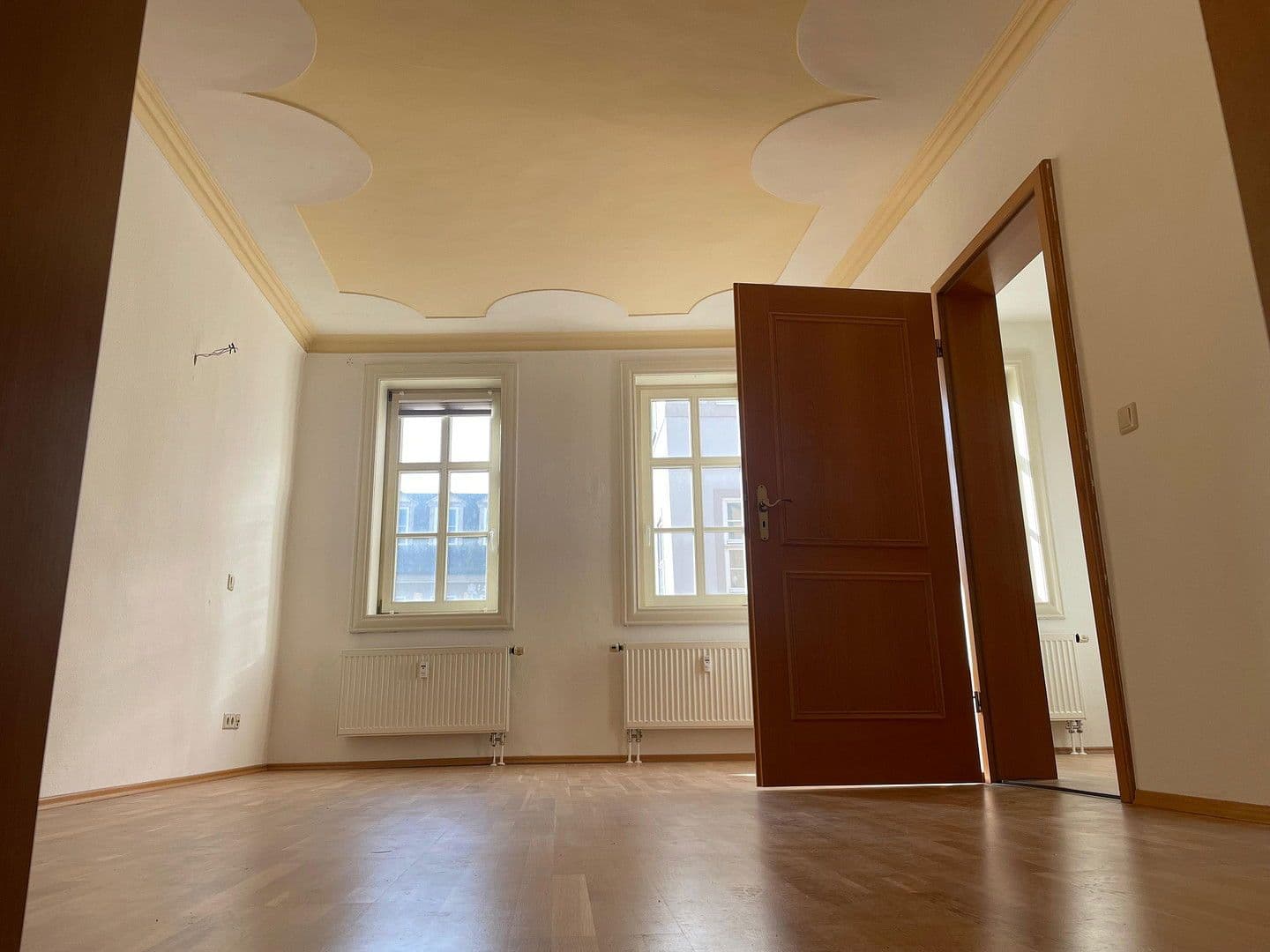 Pronájem bytu 4+1 114 m², Saalstraße 5, Jena, Durynsko Pronájem bytu 4+1 114 m², Saalstraße 5, Jena, Durynsko
