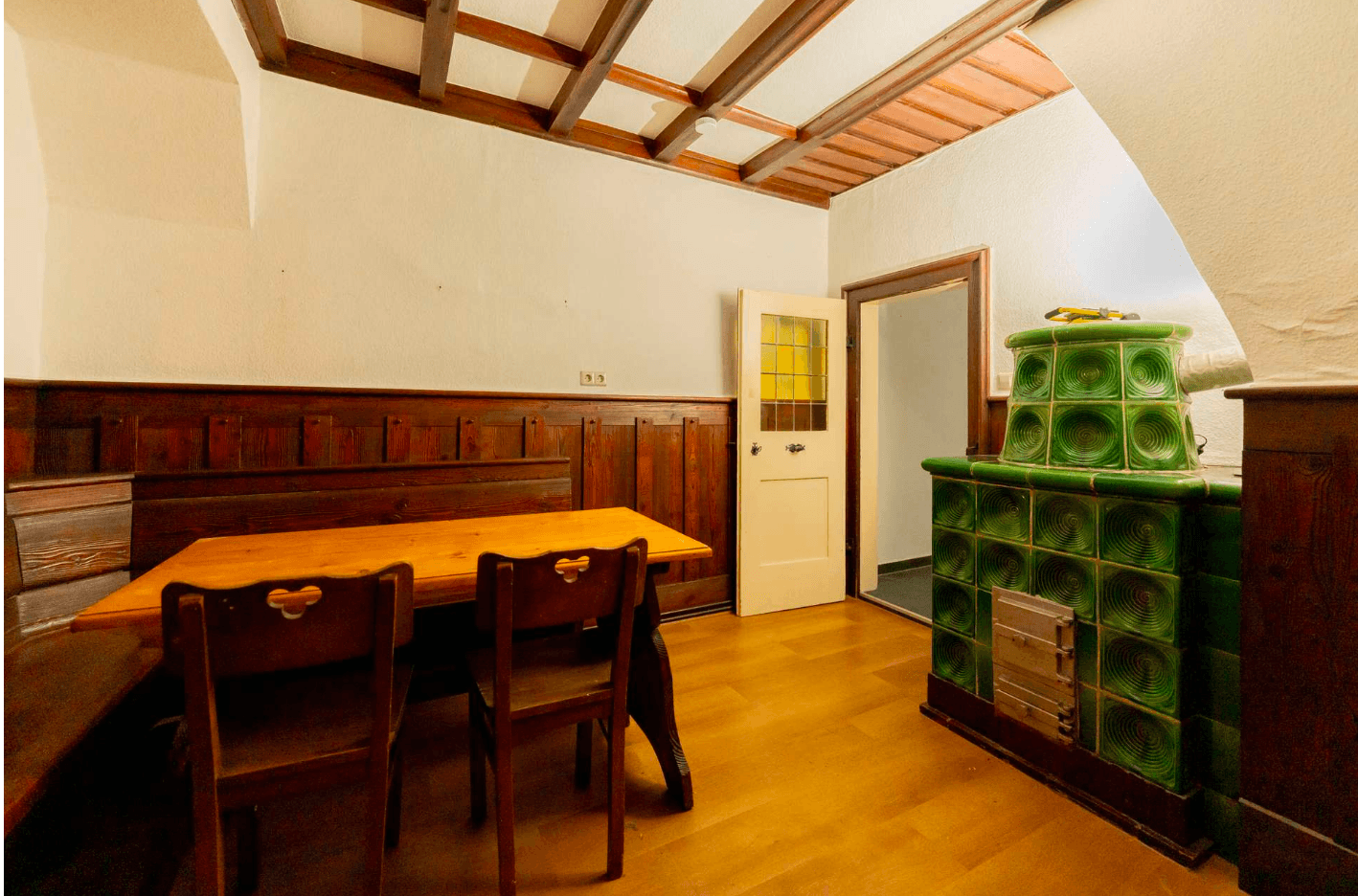 Pronájem bytu 4+1 114 m², Saalstraße 5, Jena, Durynsko Pronájem bytu 4+1 114 m², Saalstraße 5, Jena, Durynsko