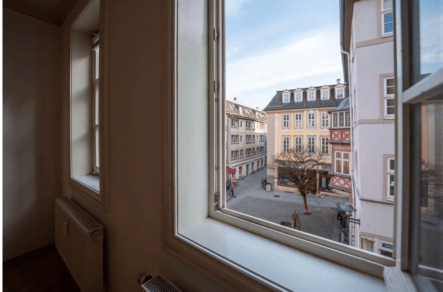 Pronájem bytu 4+1 114 m², Saalstraße 5, Jena, Durynsko Pronájem bytu 4+1 114 m², Saalstraße 5, Jena, Durynsko