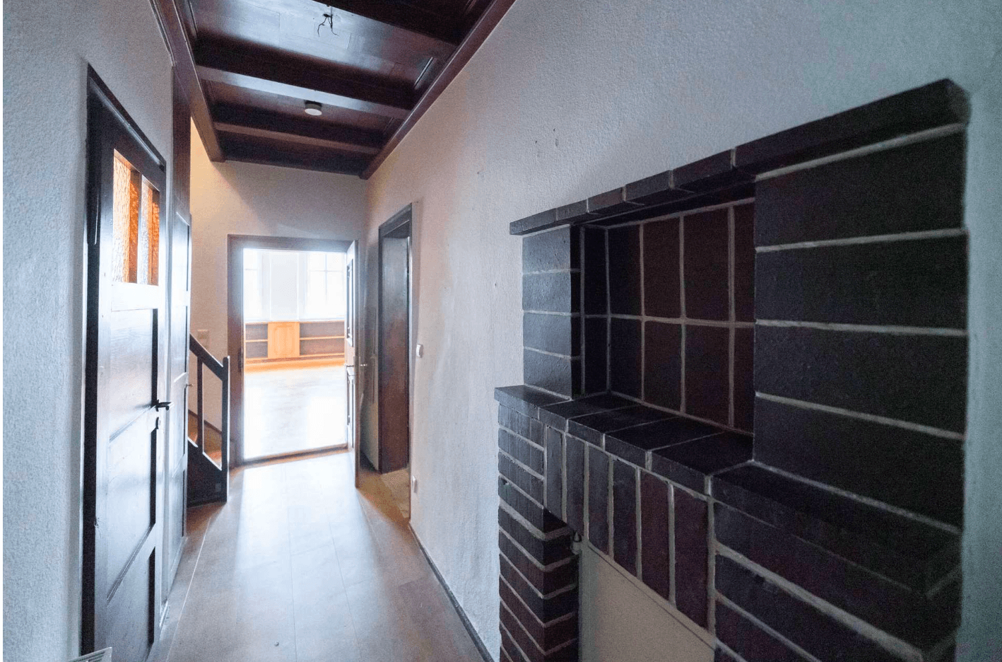 Pronájem bytu 4+1 114 m², Saalstraße 5, Jena, Durynsko Pronájem bytu 4+1 114 m², Saalstraße 5, Jena, Durynsko