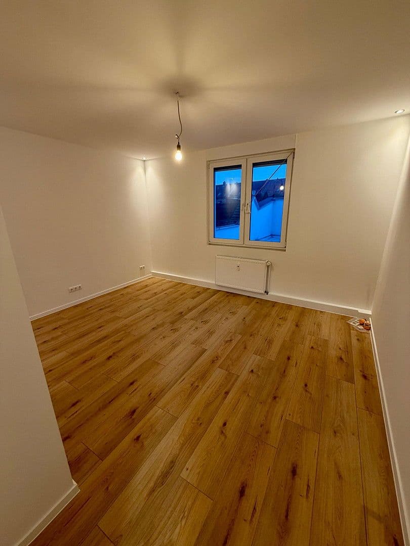 Pronájem bytu 4+1 115 m², Großer Katthagen 12, Helmstedt, Dolní Sasko Pronájem bytu 4+1 115 m², Großer Katthagen 12, Helmstedt, Dolní Sasko