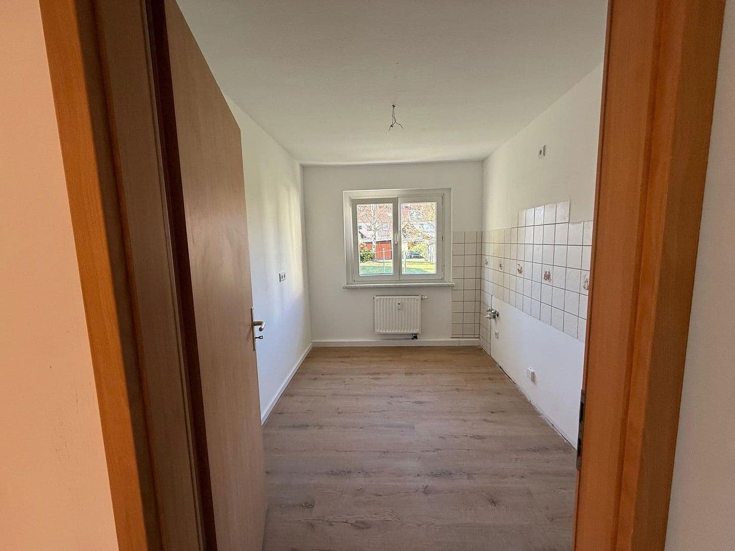 Pronájem bytu 3+1 66 m², Uhlandstraße 1, Zwenkau, Sasko Pronájem bytu 3+1 66 m², Uhlandstraße 1, Zwenkau, Sasko