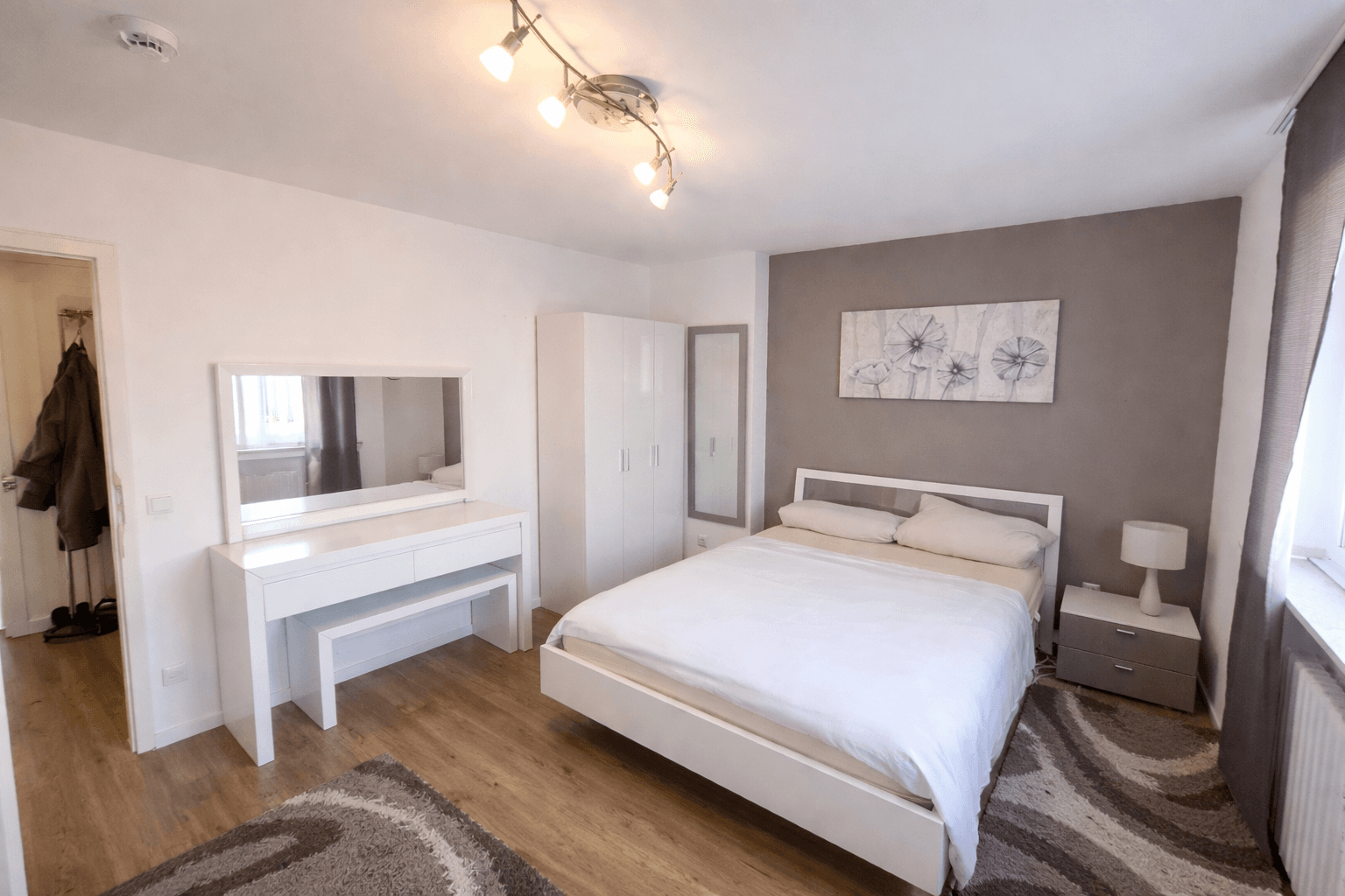 Pronájem bytu 2+1 55 m², Köln, Severní Porýní-Vestfálsko Pronájem bytu 2+1 55 m², Köln, Severní Porýní-Vestfálsko