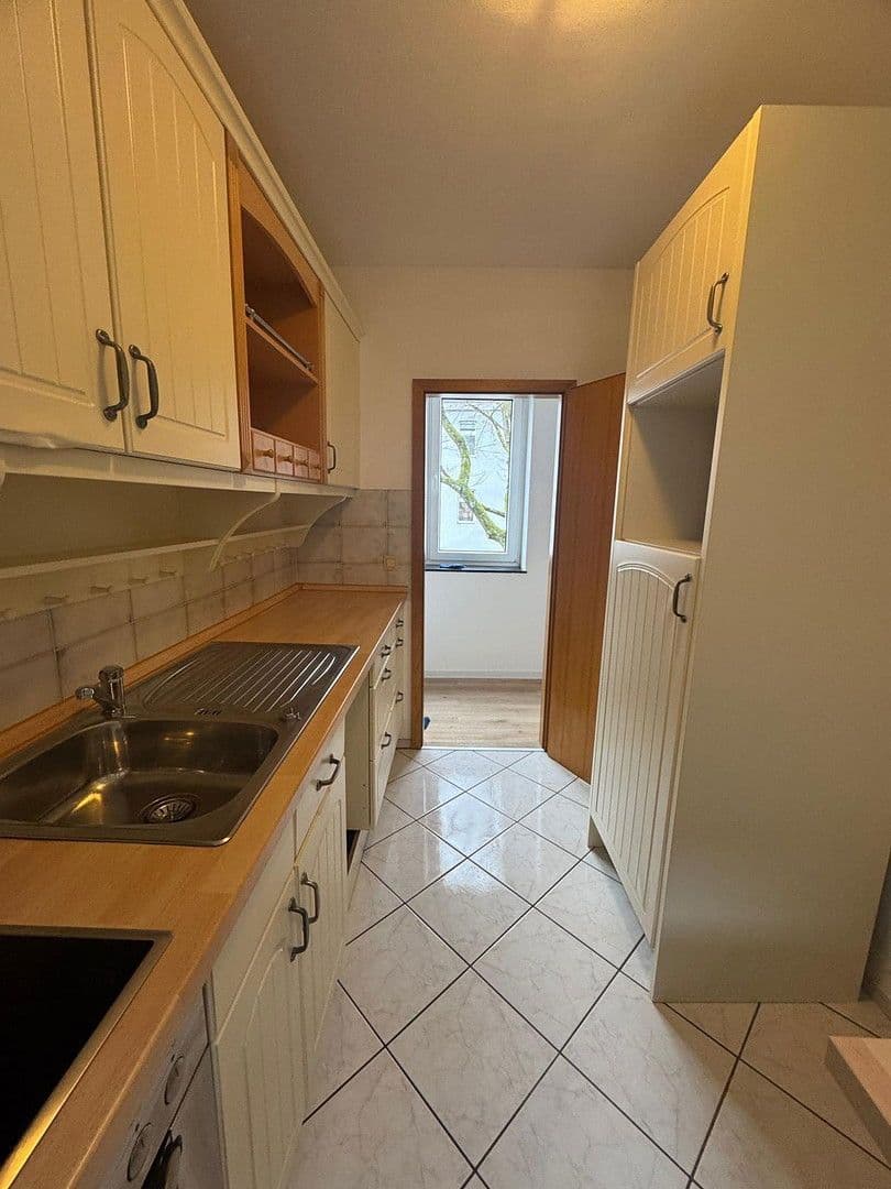 Pronájem bytu 2+1 50 m², Josefstr. 30, Gelsenkirchen, Severní Porýní-Vestfálsko Pronájem bytu 2+1 50 m², Josefstr. 30, Gelsenkirchen, Severní Porýní-Vestfálsko