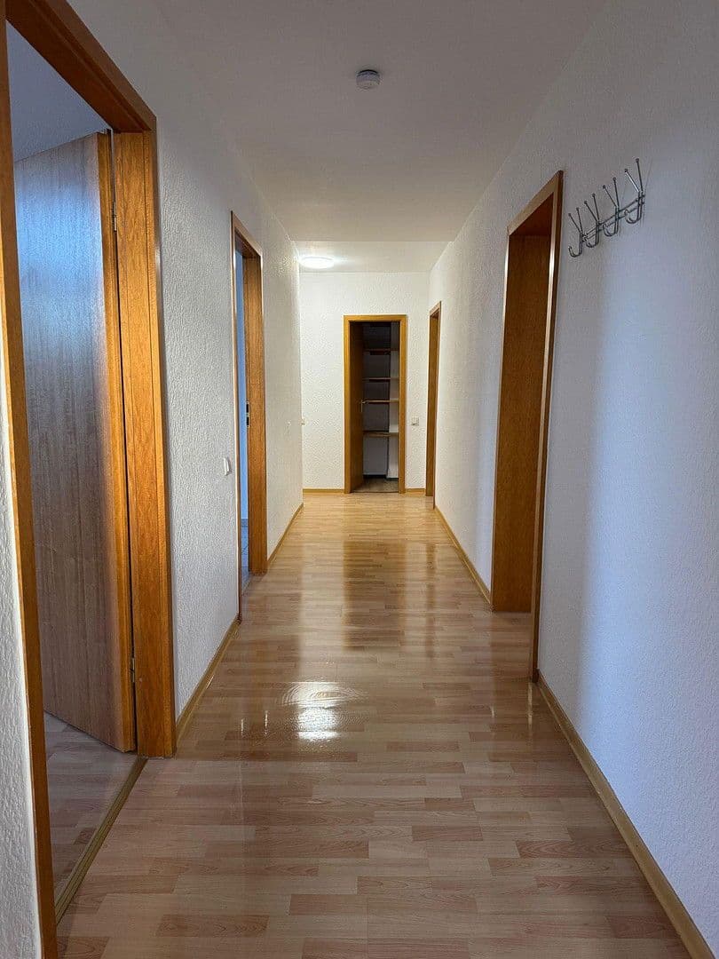 Pronájem bytu 4+1 103 m², Josefstr. 30, Gelsenkirchen, Severní Porýní-Vestfálsko Pronájem bytu 4+1 103 m², Josefstr. 30, Gelsenkirchen, Severní Porýní-Vestfálsko