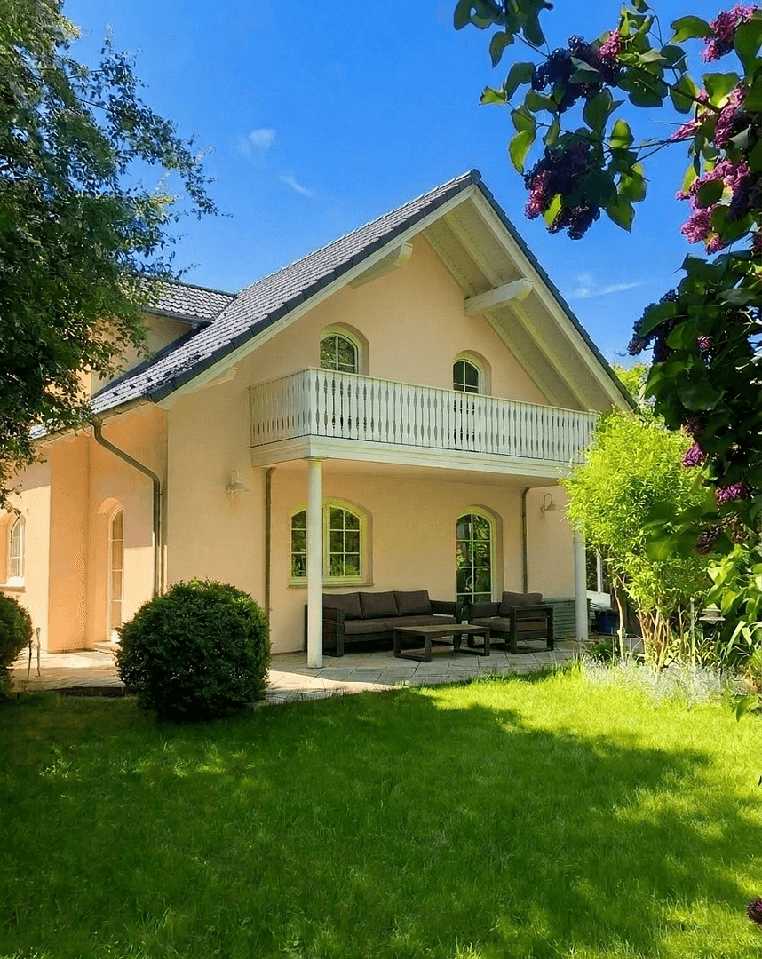 Prodej domu 172 m², pozemek 495 m², Berlin, Berlín Prodej domu 172 m², pozemek 495 m², Berlin, Berlín