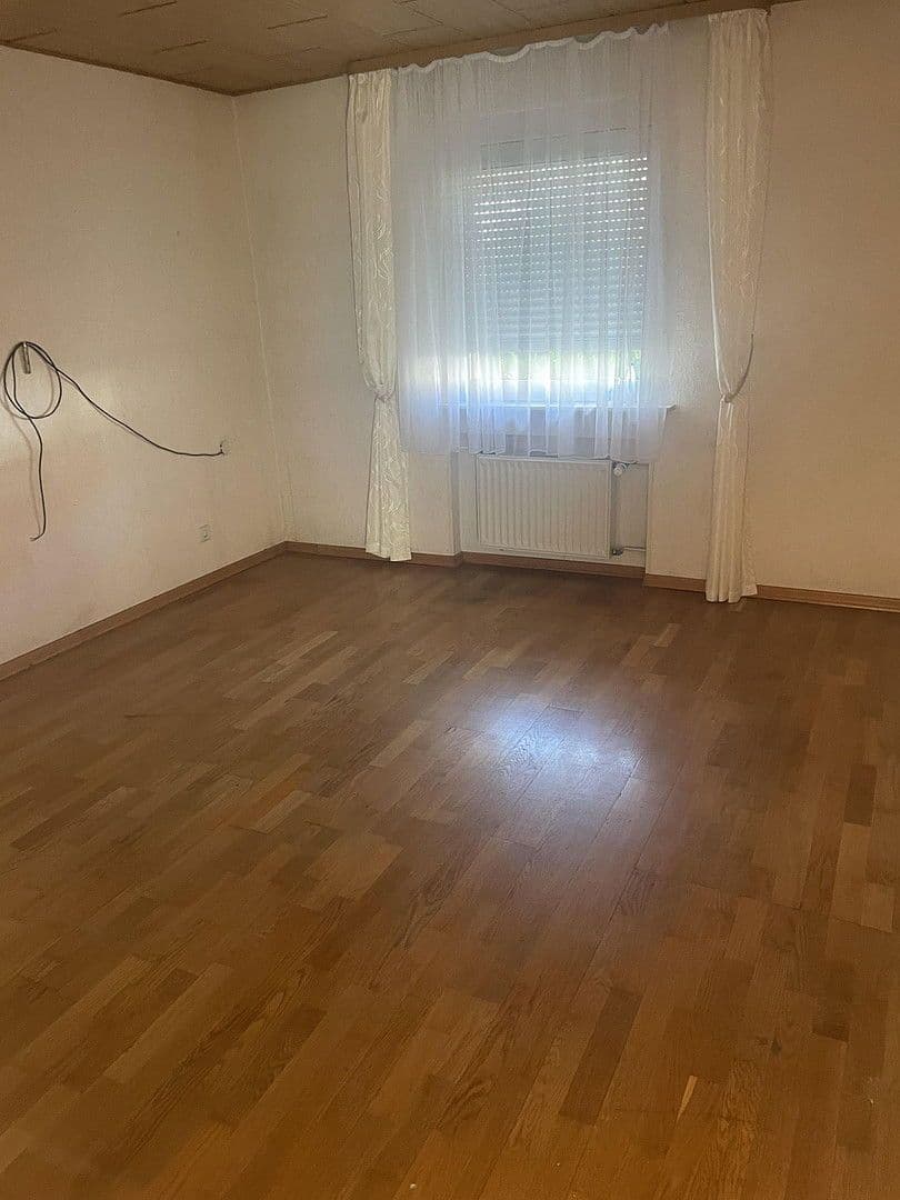 Prodej domu 170 m², pozemek 684 m², Frankfurt, Hessen Prodej domu 170 m², pozemek 684 m², Frankfurt, Hessen