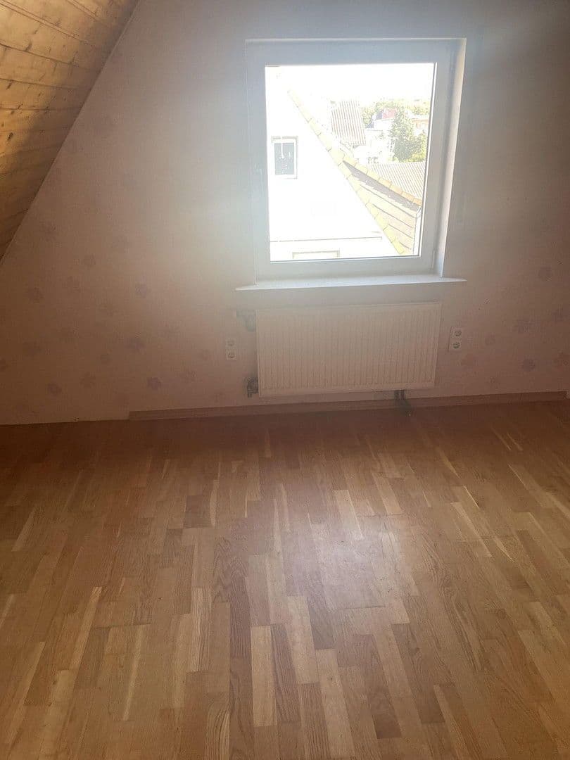Prodej domu 170 m², pozemek 684 m², Frankfurt, Hessen Prodej domu 170 m², pozemek 684 m², Frankfurt, Hessen